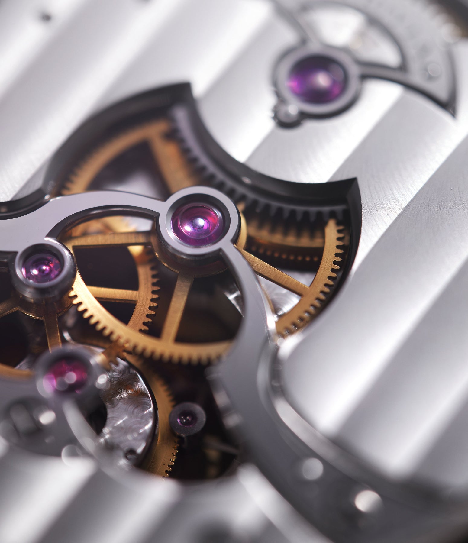 AKRIVIA Collectors Guide | AK-05 Calibre | Rexhep Rexhepi | Independent Watchmaking | Time-only