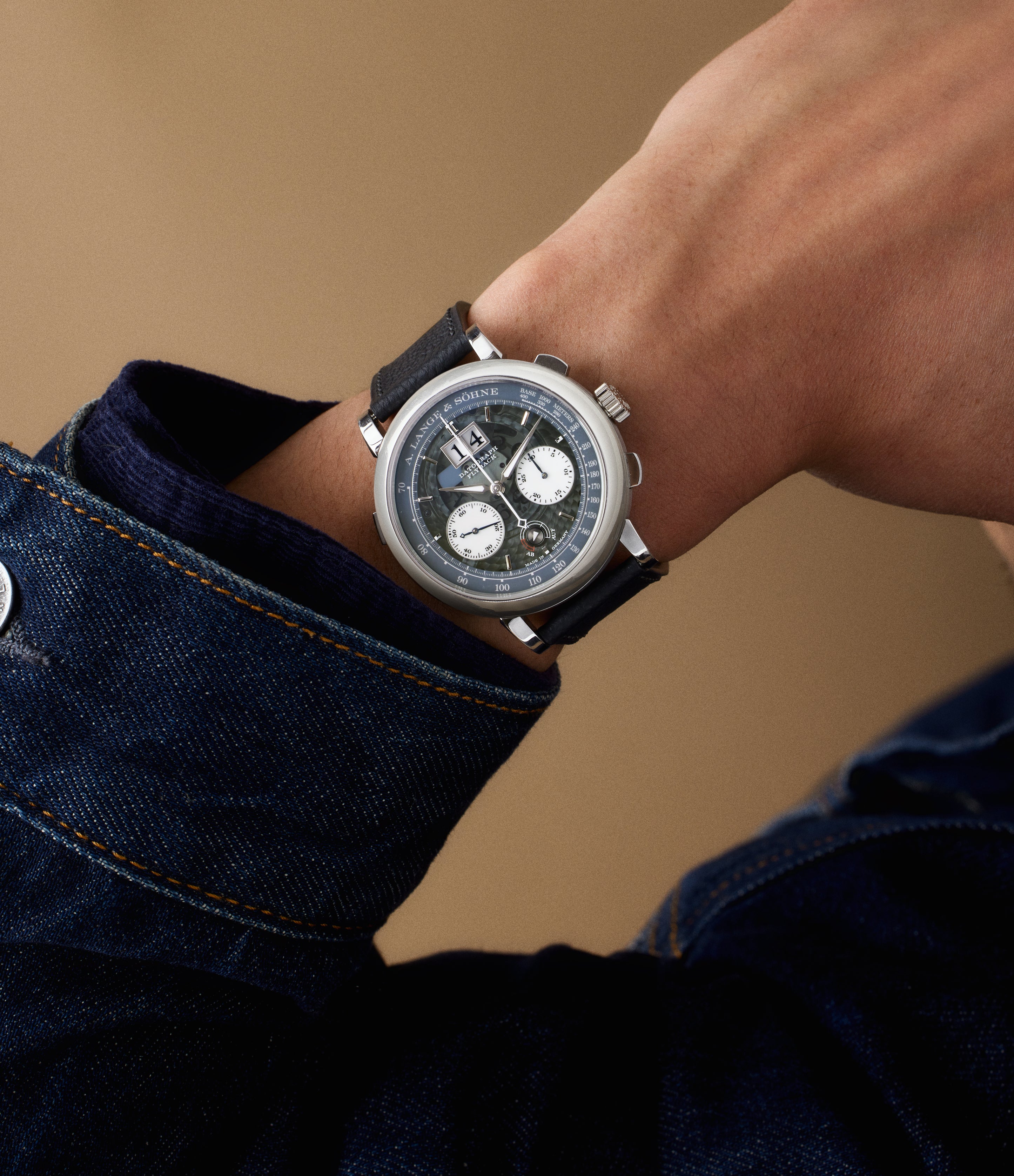 A lange deals sohne datograph lumen