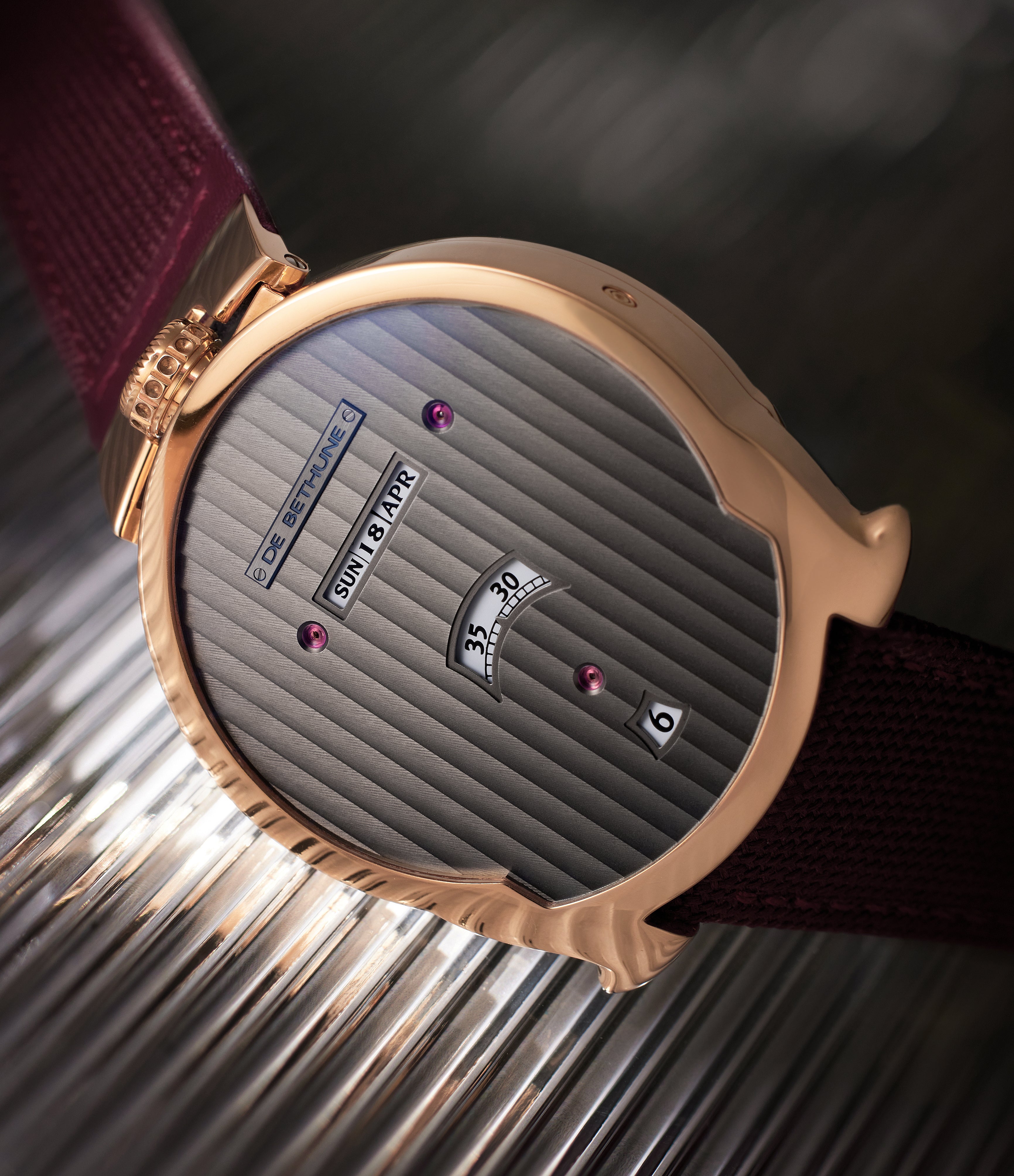 Buy De Bethune DBDRS5 Digitale Watch | De Bethune pre-owned watch – A  COLLECTED MAN