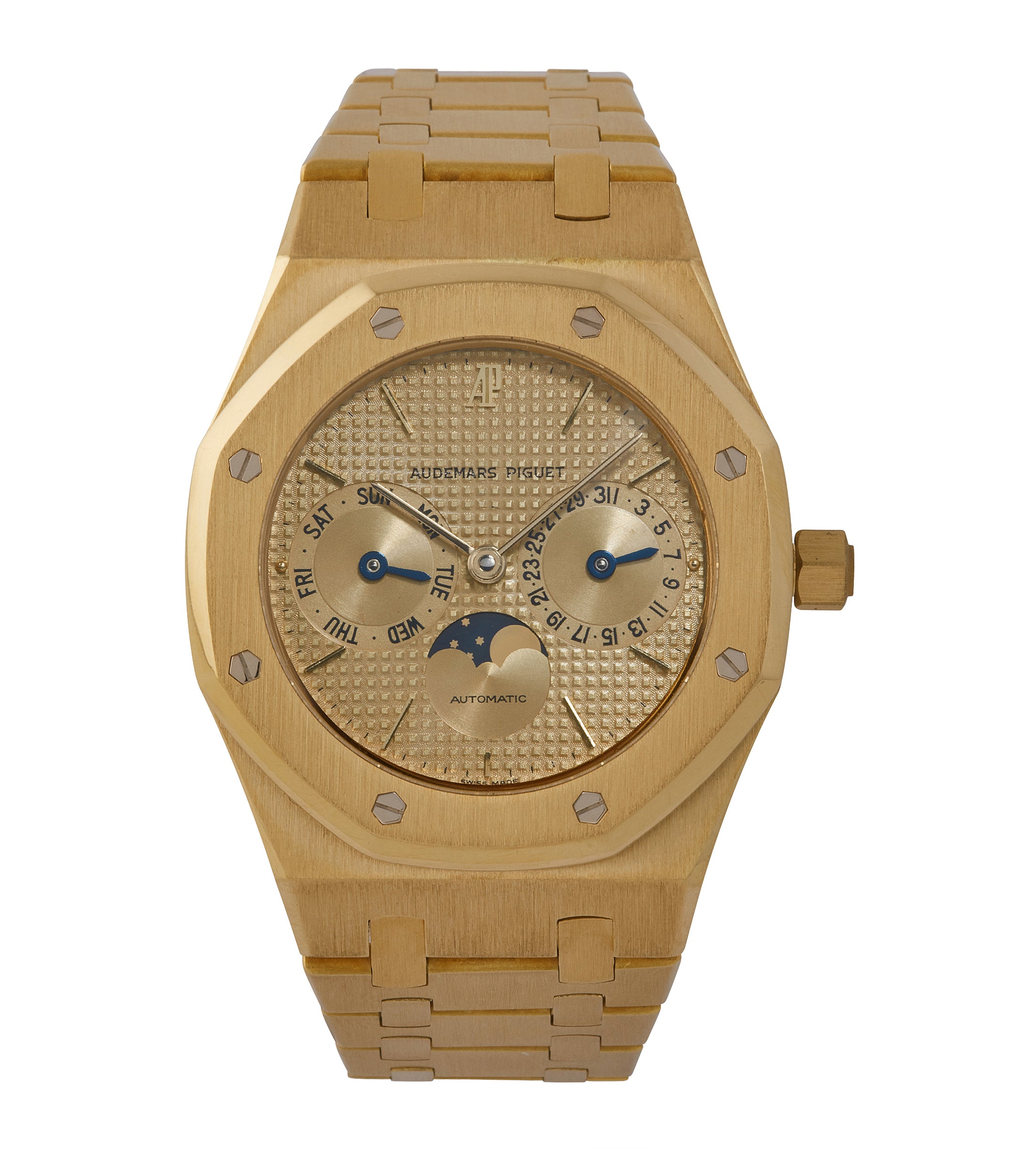 Audemars piguet royal sale oak moonphase gold