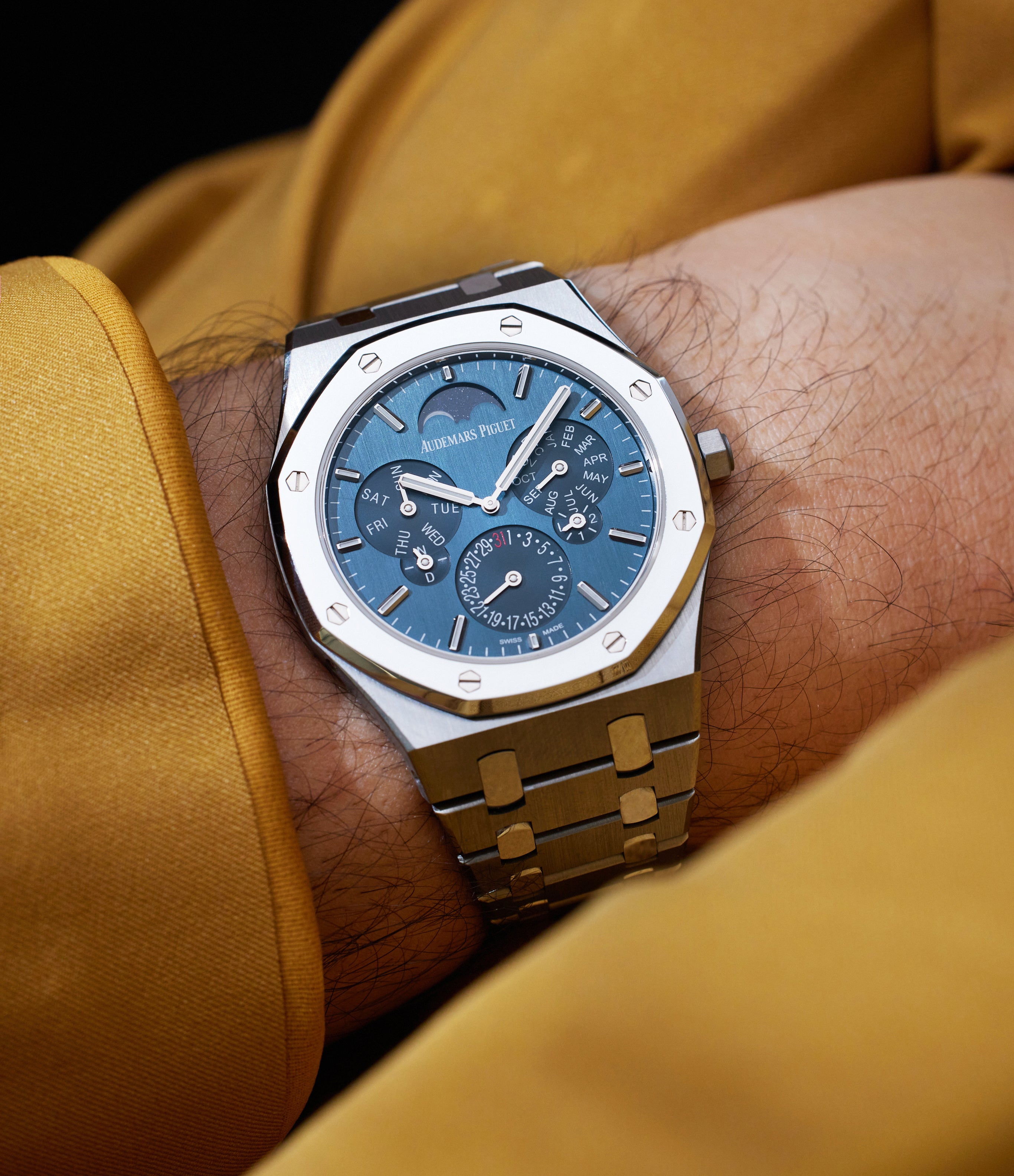 Royal oak titanium platinum clearance