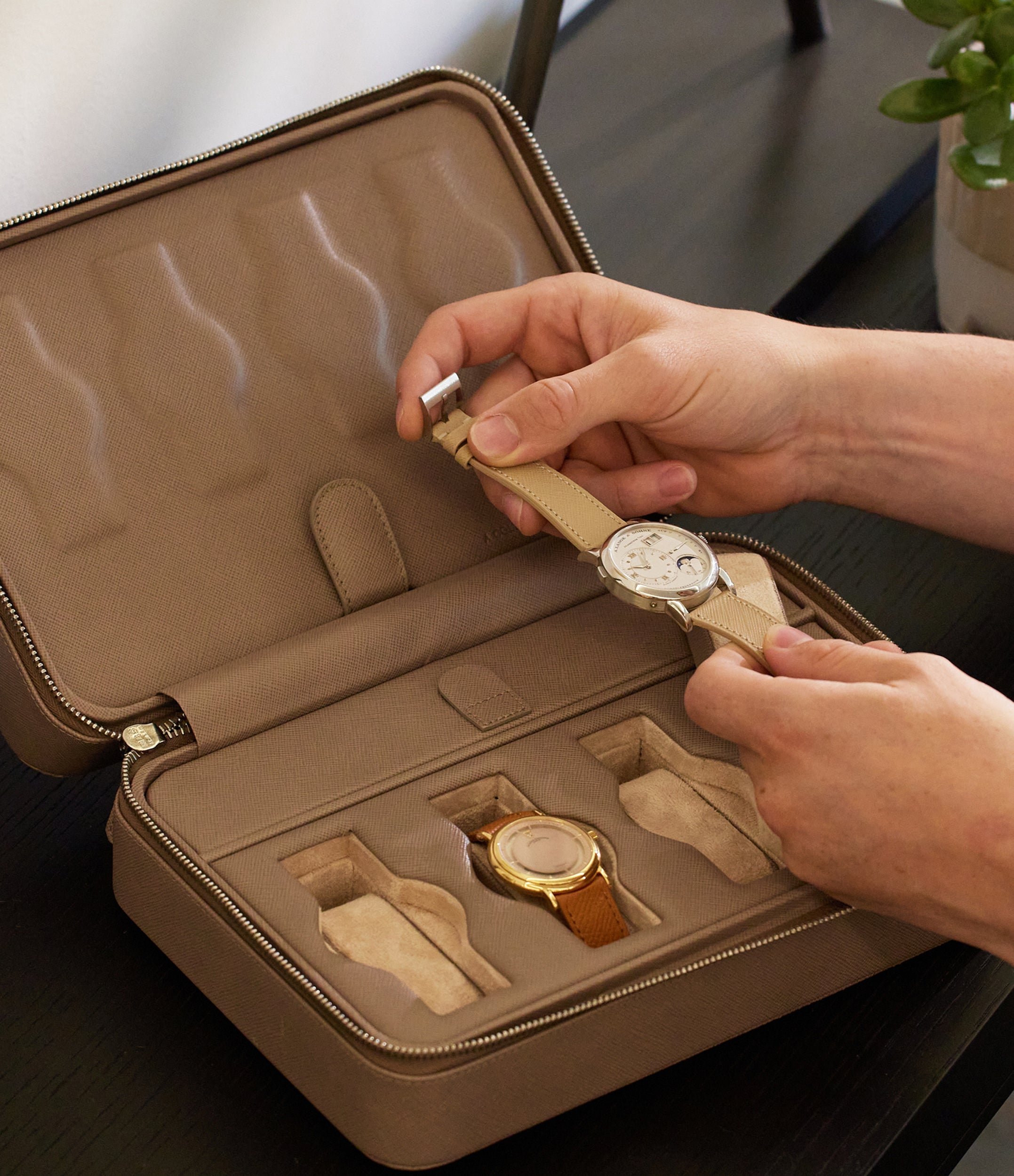 eight watch box saffiano