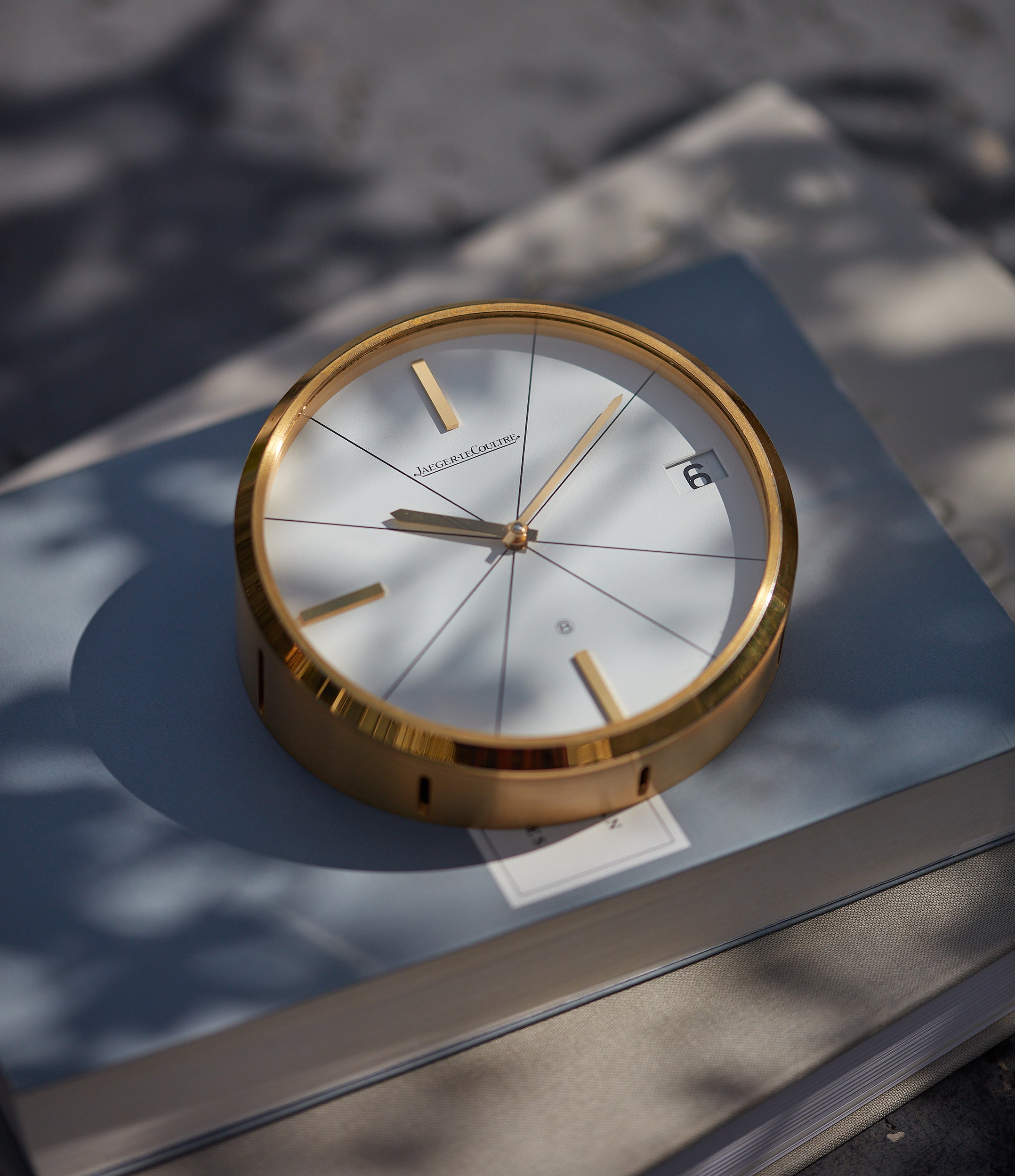 Jlc wall clock shop