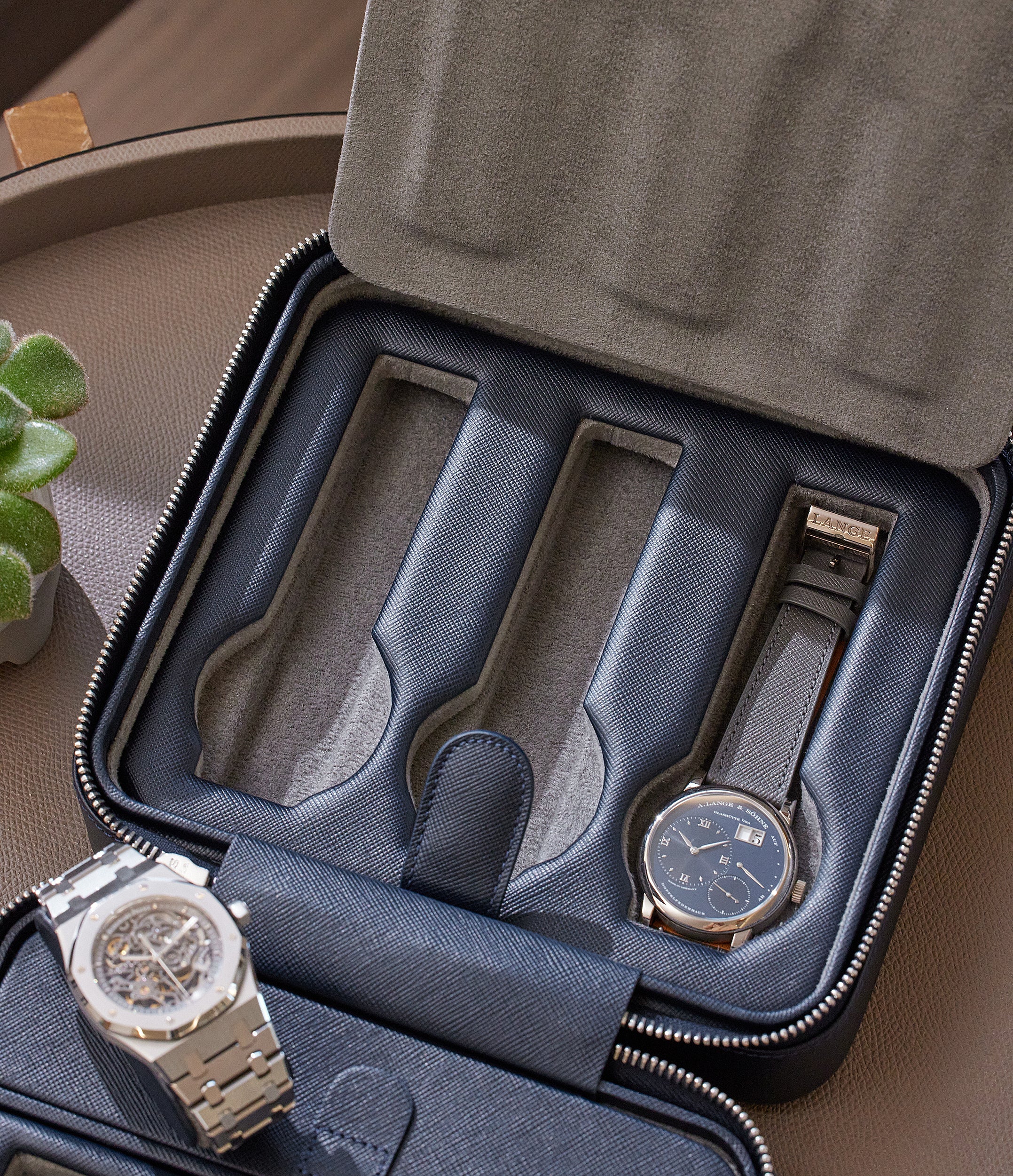 six watch box saffiano