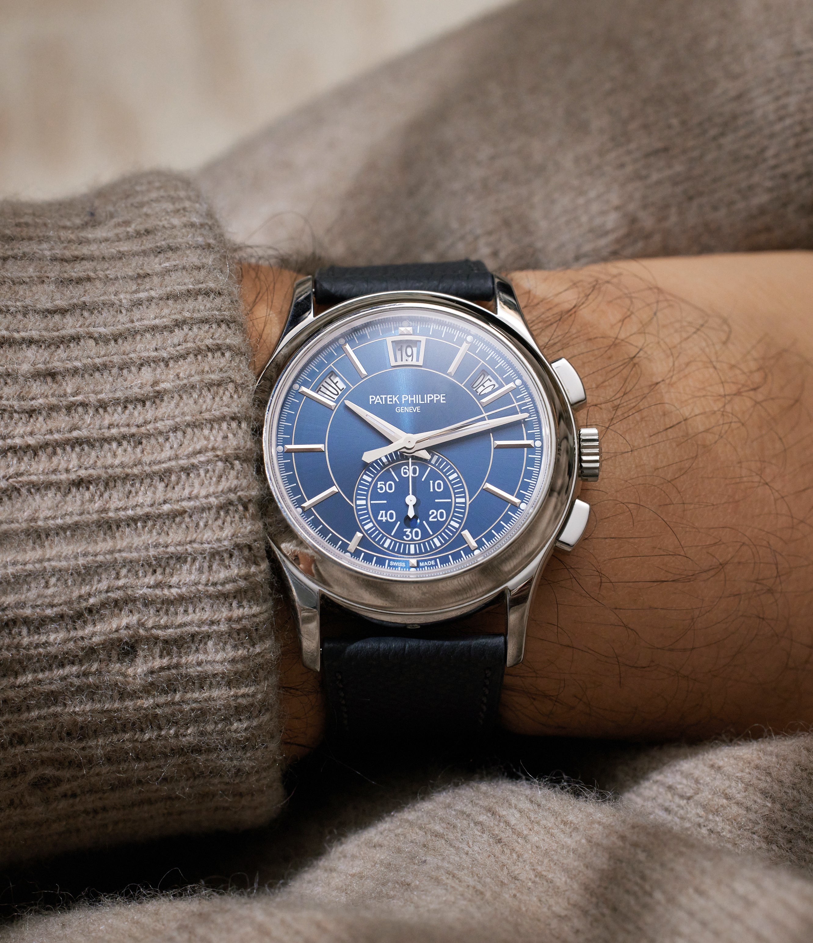 Patek philippe 5905p retail price online