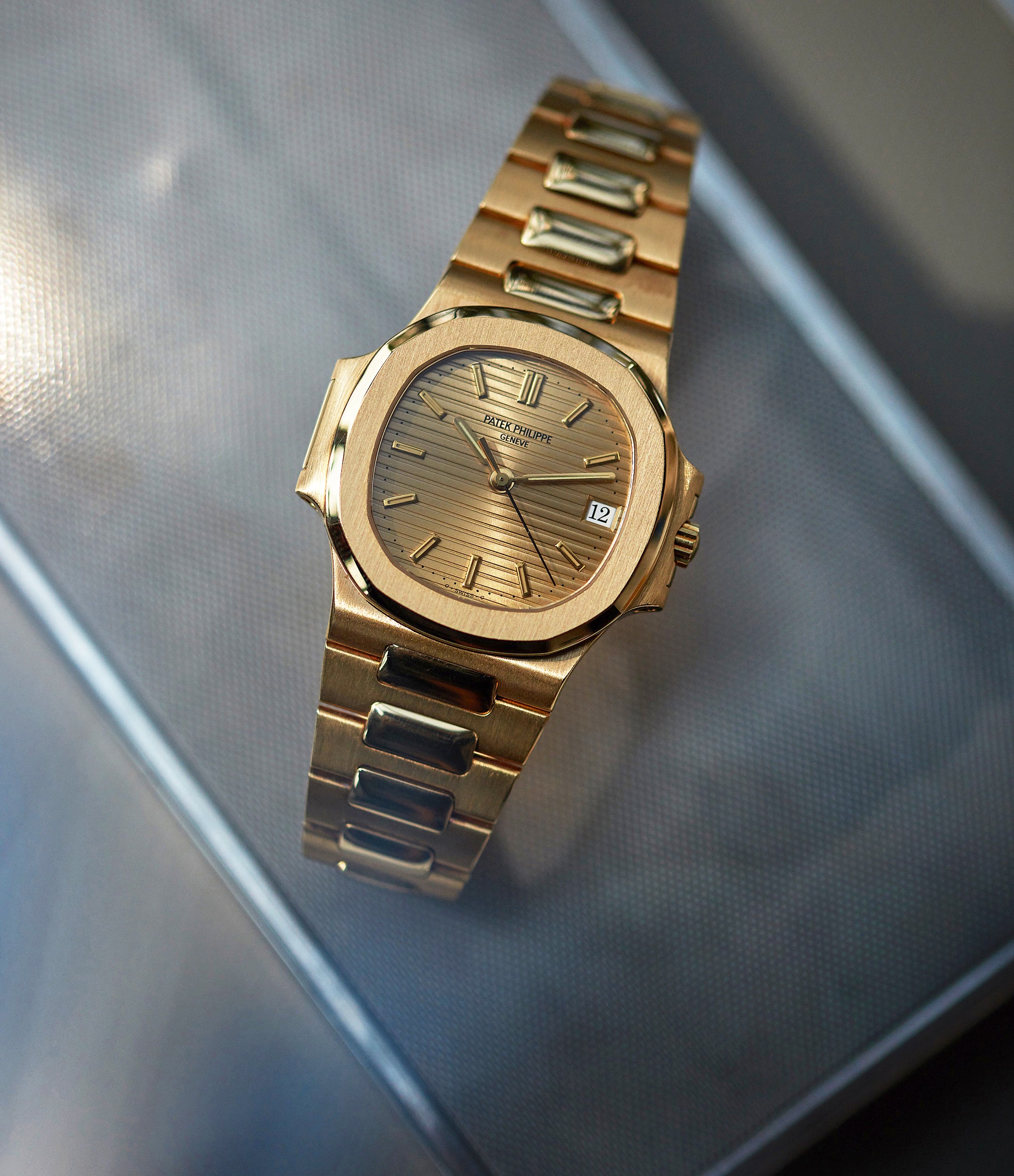 Patek 5711 yellow gold discount