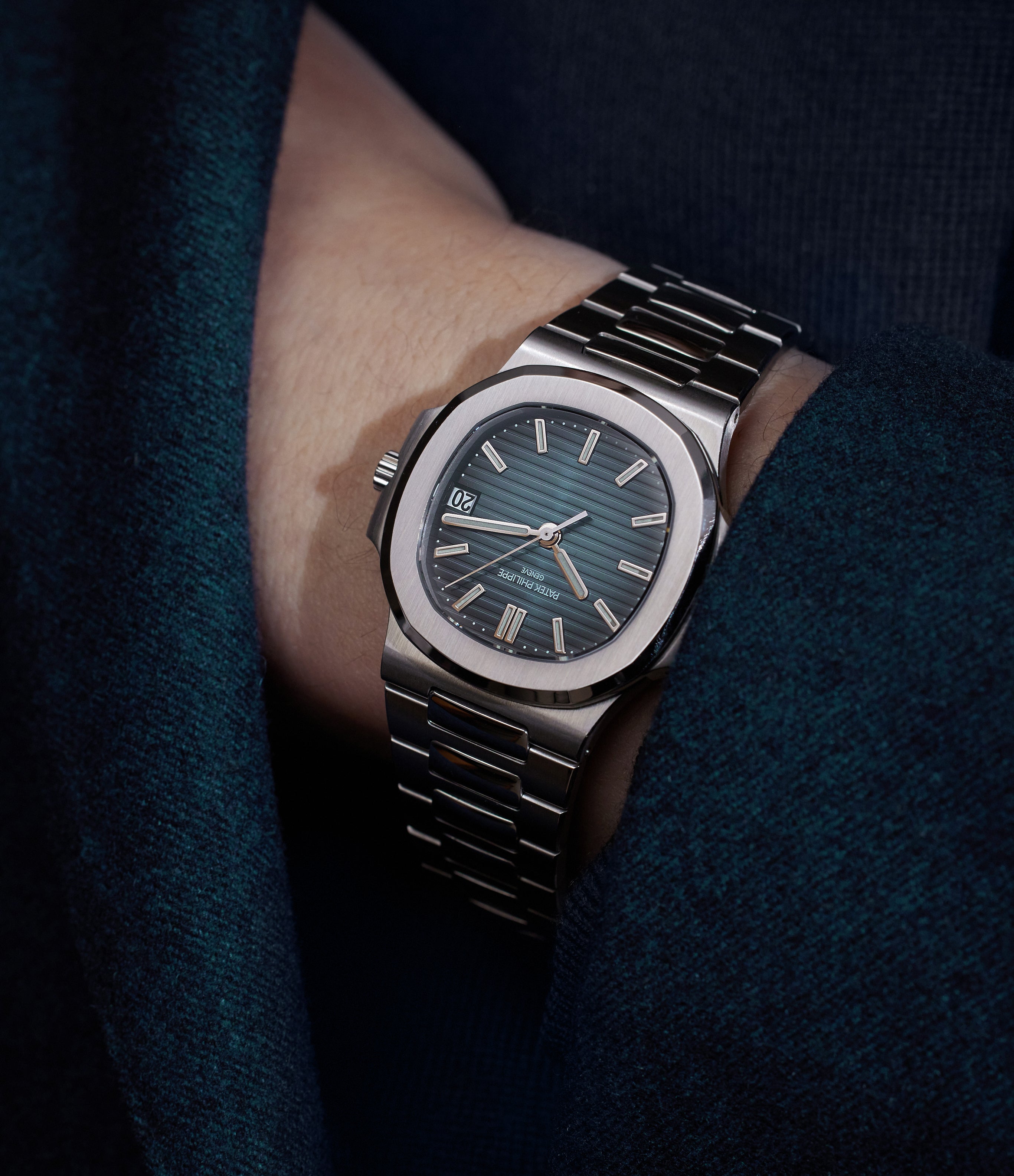 Patek nautilus 5800 sale