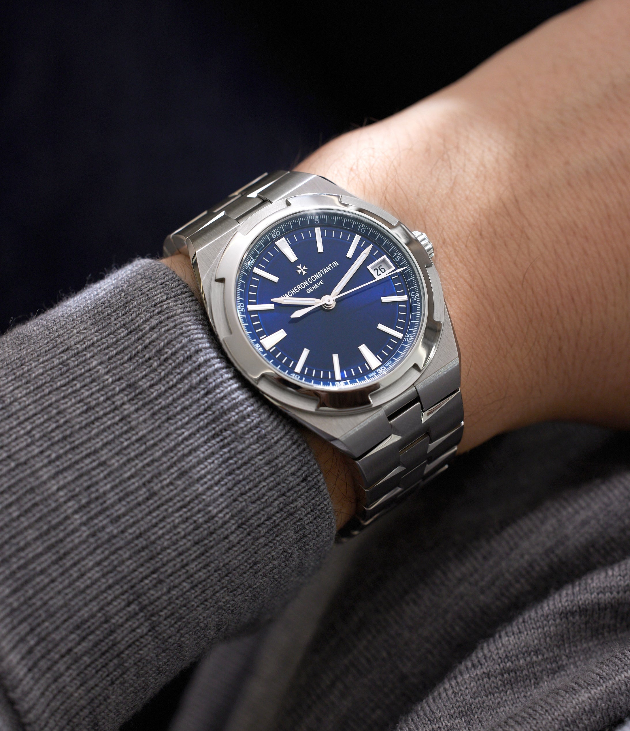 Overseas 4500V Stainless Steel Buy rare Vacheron Constantin A COLLECTED MAN