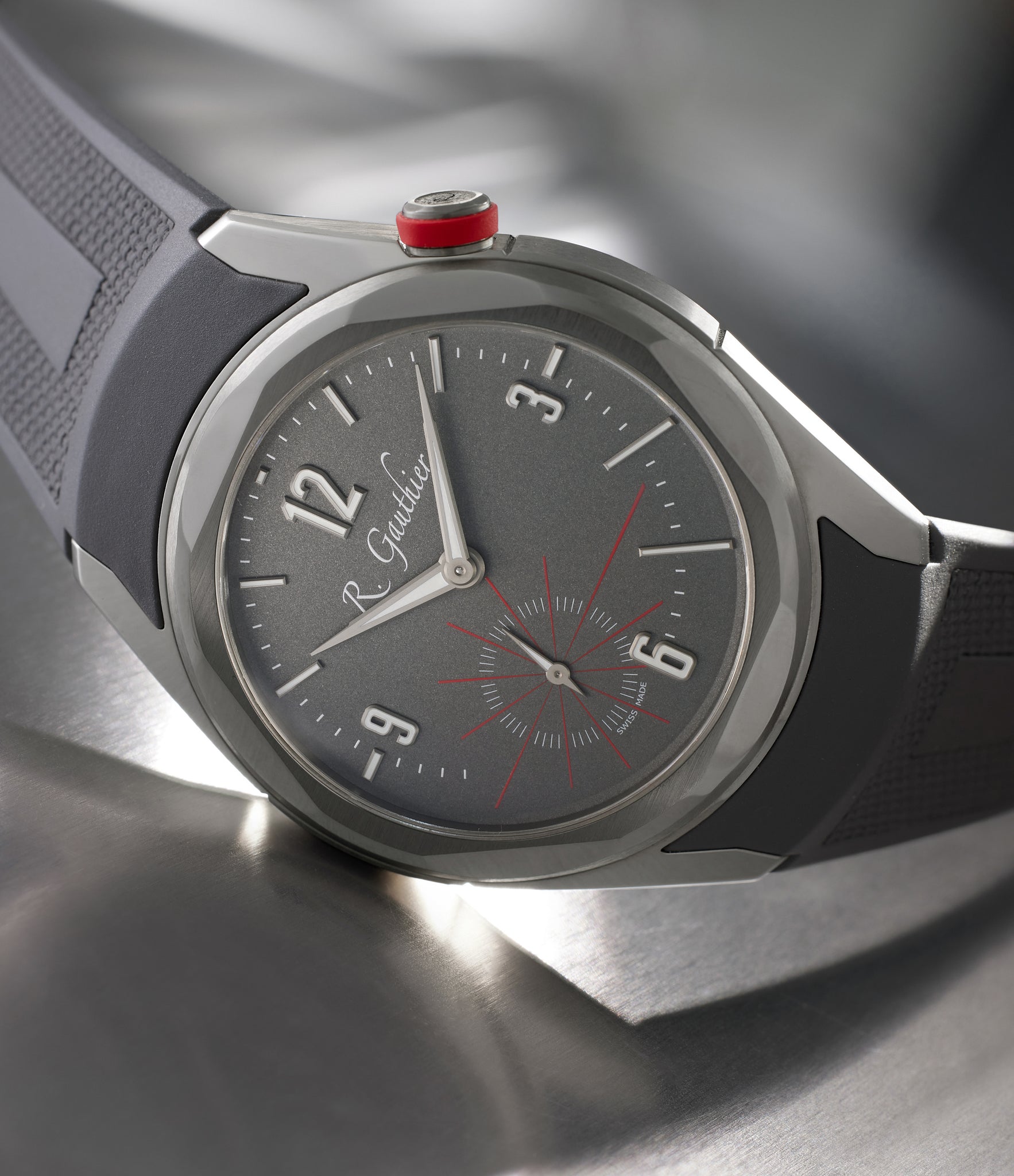 Continuum First Edition | Titanium