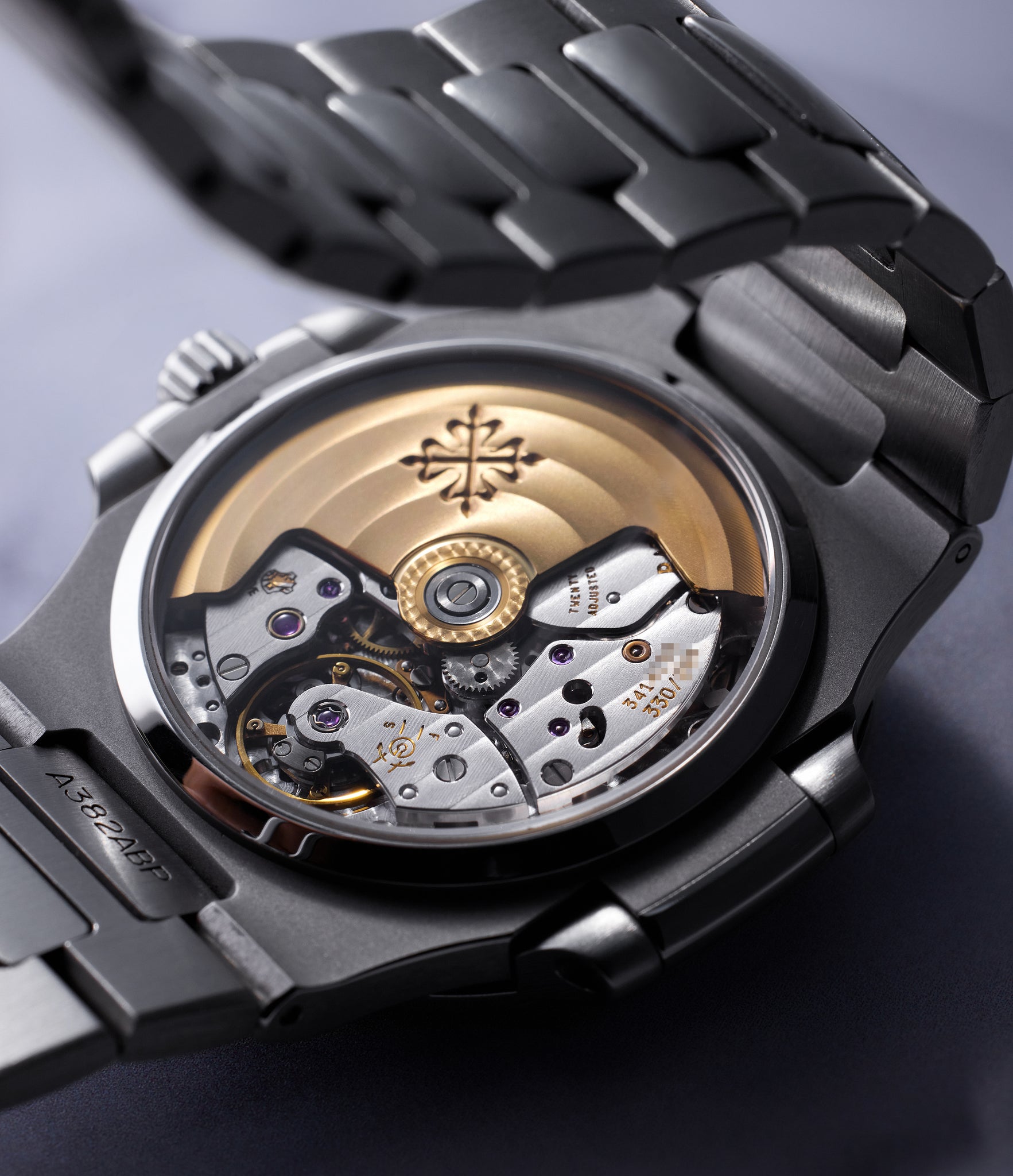 Patek philippe nautilus movement top