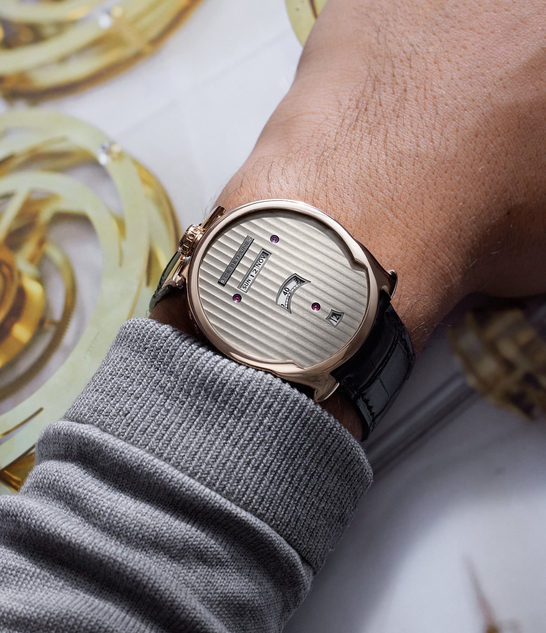 selling De Bethune DBDRS5  Rose Gold preowned watch at A Collected Man London
