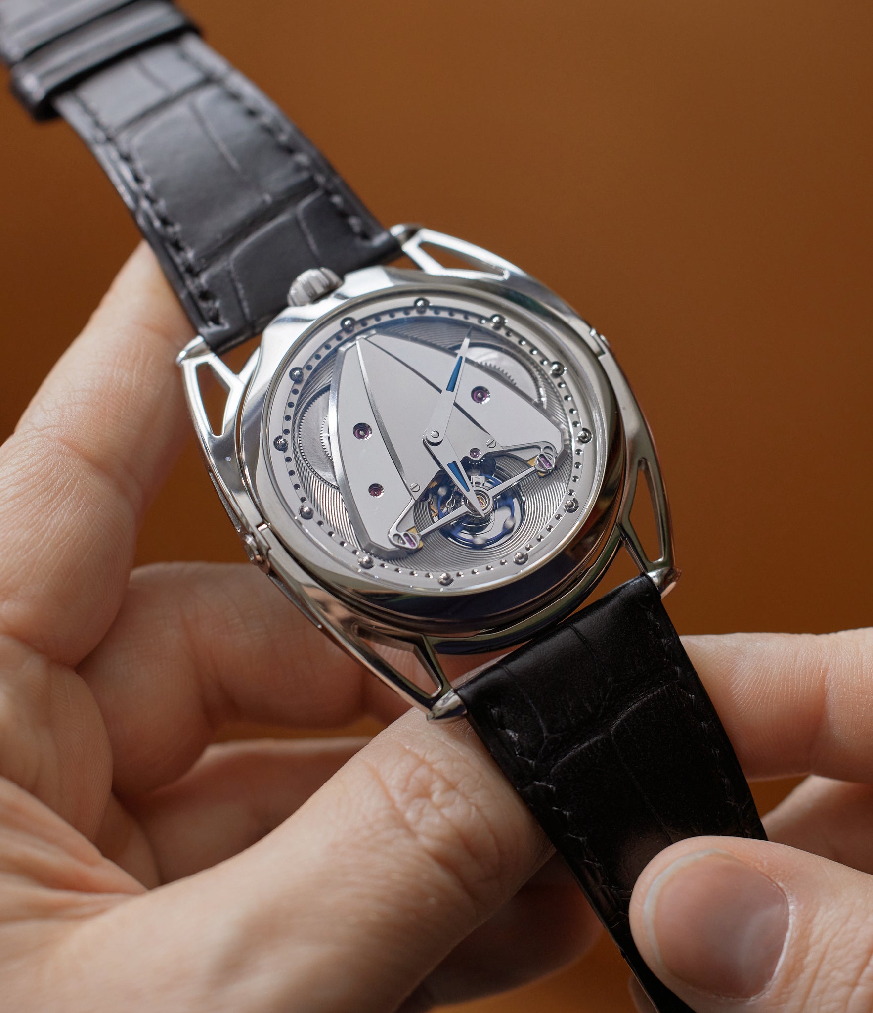 A Brief History of De Bethune – A COLLECTED MAN