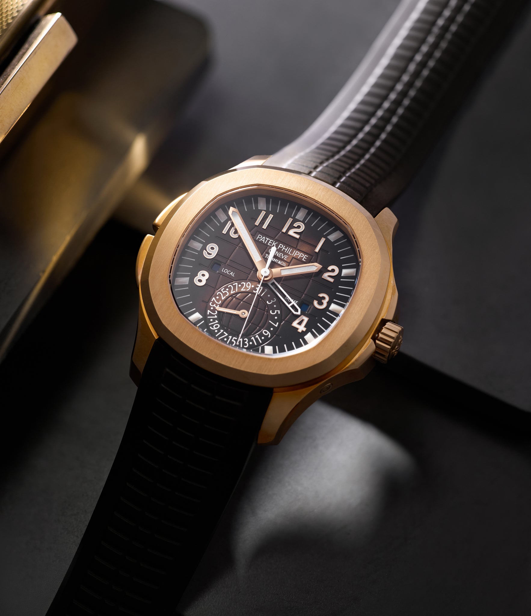 luxury rare pre-owned Patek Philippe Aquanaut Travel Time 5164R-001 Rose Gold preowned watch at A Collected Man London
