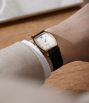 1920s jump store hour watch