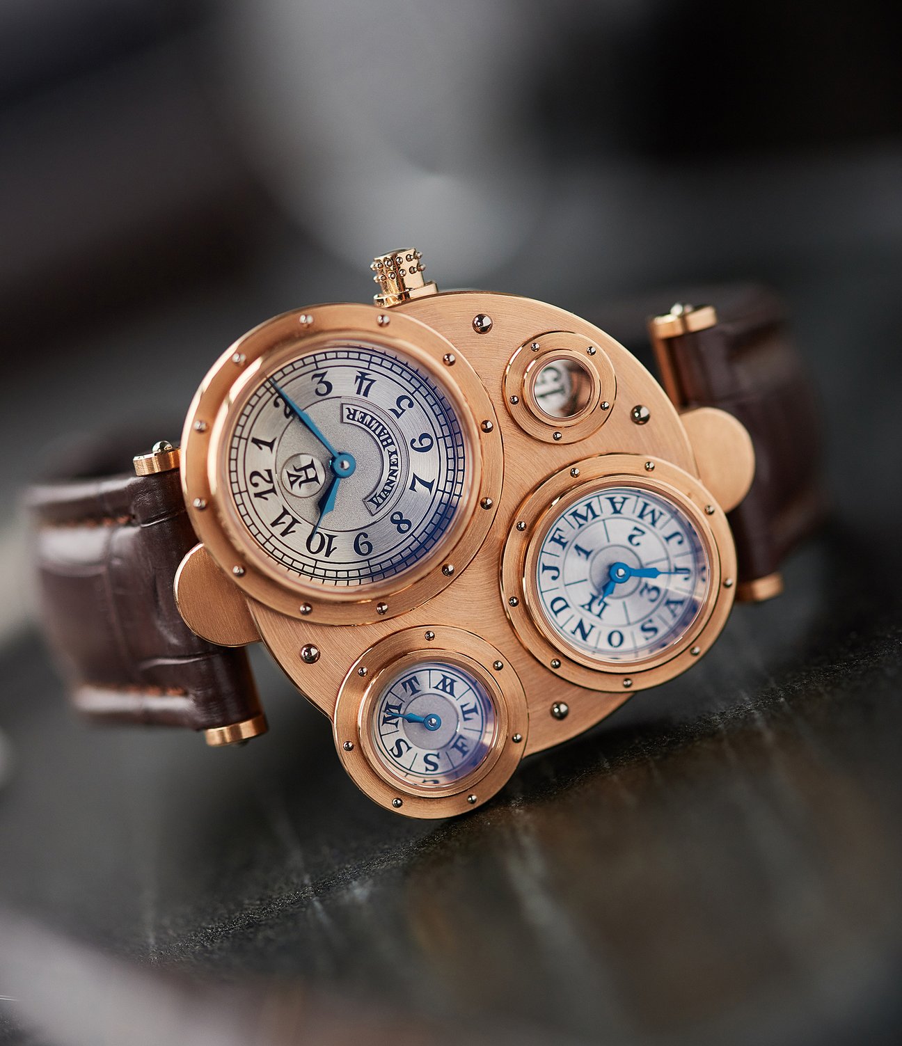 Making the Case for Round and Shaped Watches – A COLLECTED MAN