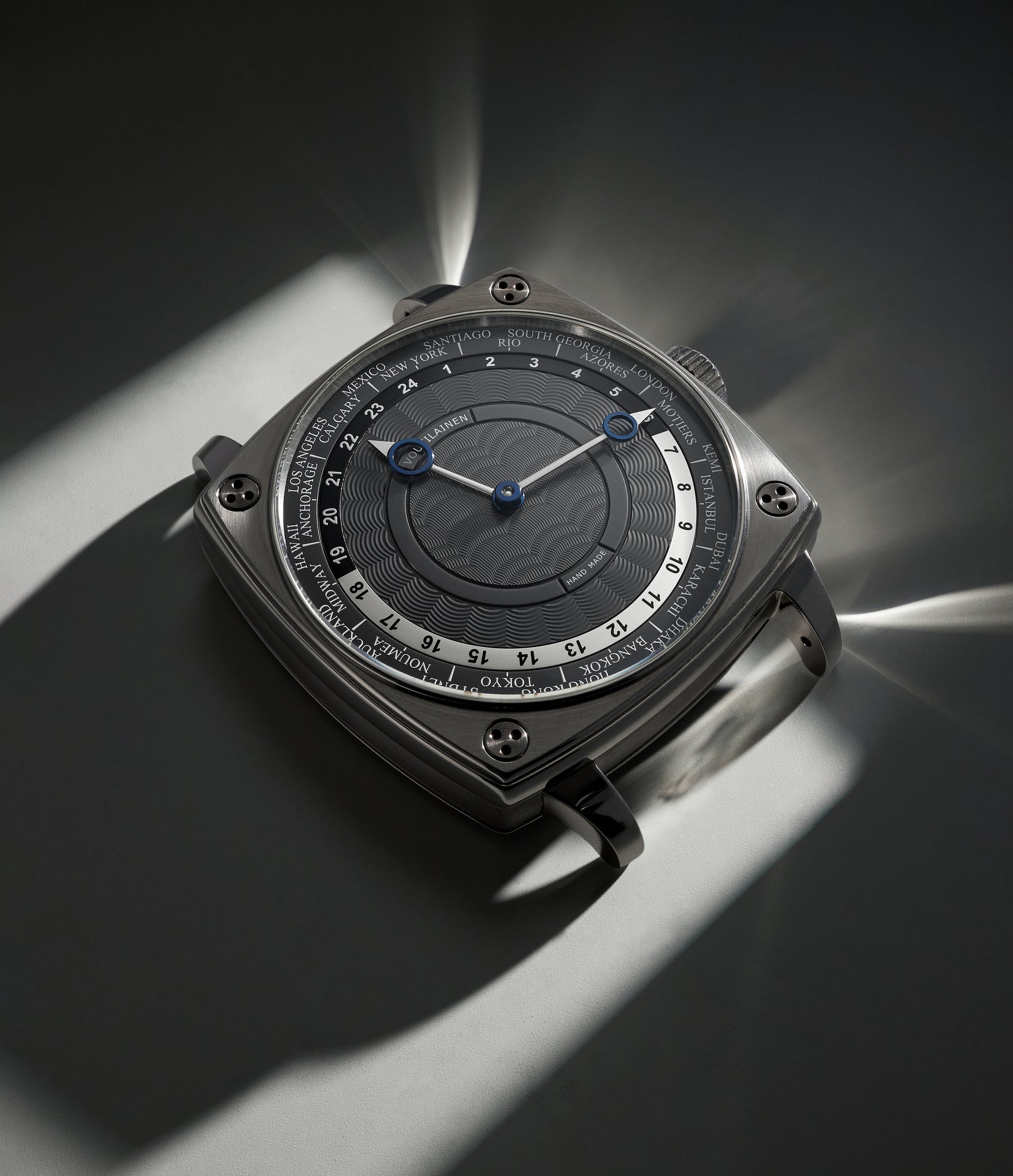 CSW "Cushion Shape Worldtime" | Stainless Steel