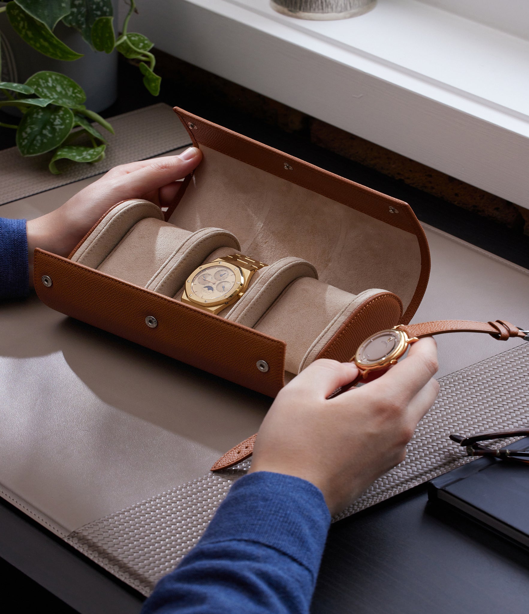 Watch Case Three-watch oval-shaped roll in whisky-tan grained leather | A Collected Man | Available World WideWatch Case Three-watch oval-shaped roll in whisky-tan grained leather | A Collected Man | Available Worldwide