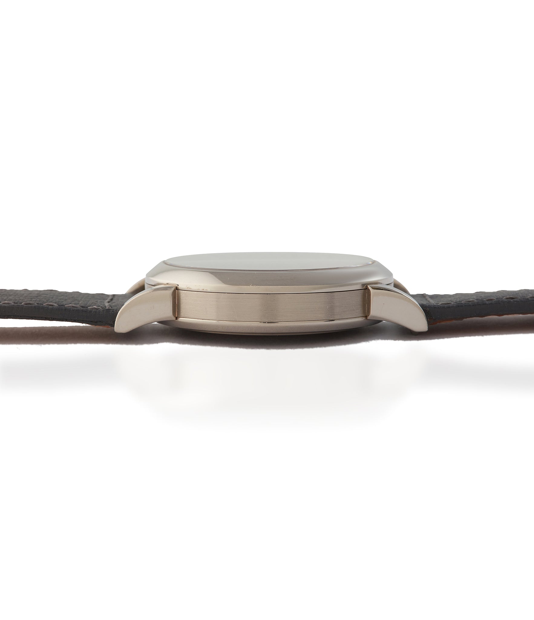 A. Lange & Söhne Saxonia | White Gold |Buy at a Collected Man | Available Worldwide