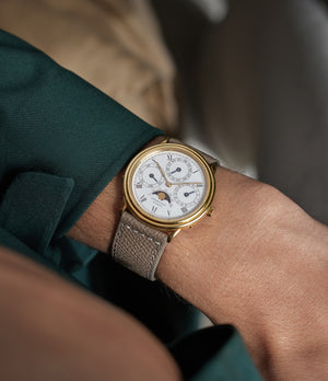 Buy grained leather quality watch strap in truffle taupe taupe from A Collected Man London, in short or regular lengths. We are proud to offer these hand-crafted watch straps, thoughtfully made in Europe, to suit your watch. Available to order online for worldwide delivery.
