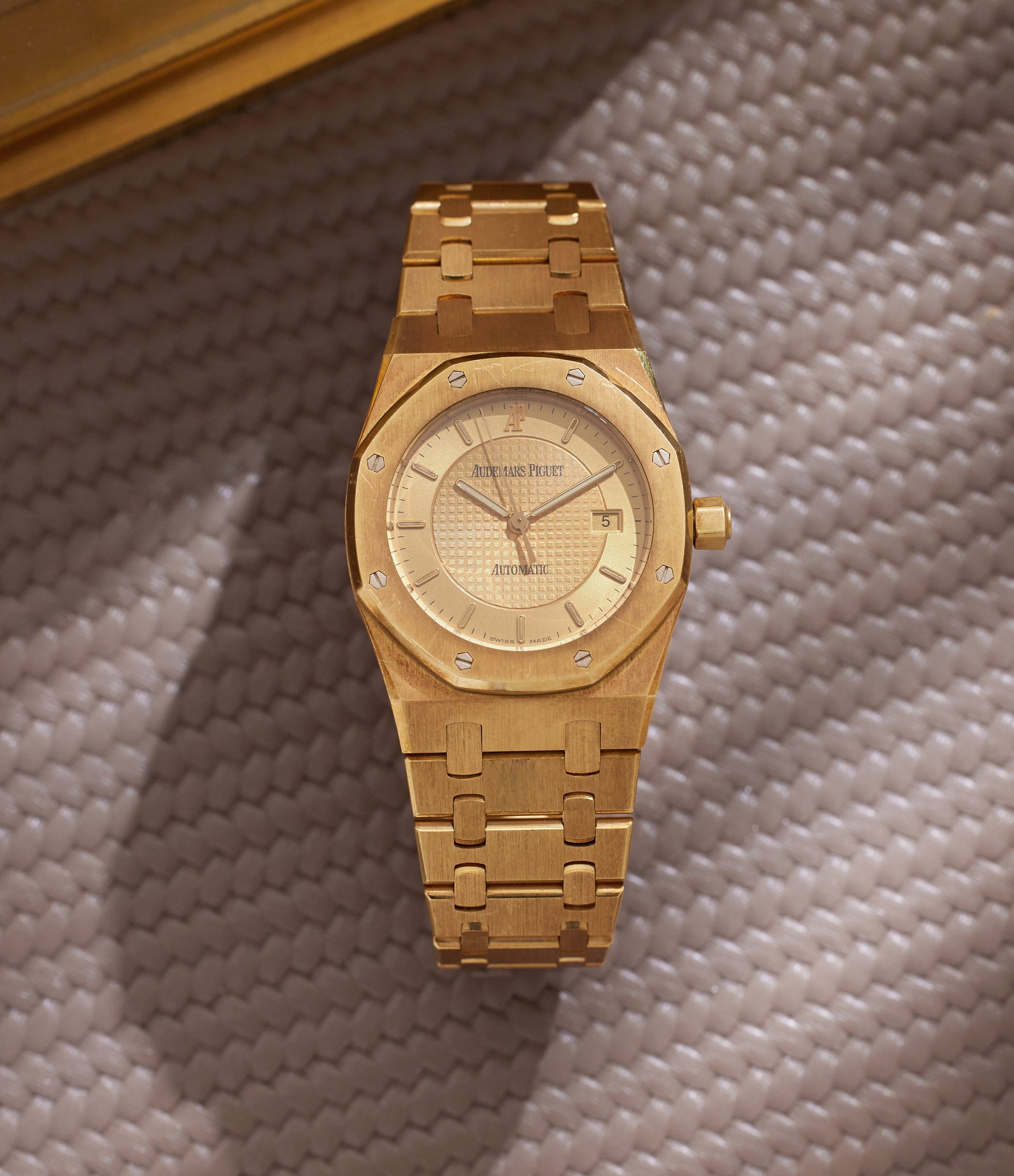 15050BA Limited Edition | Yellow Gold