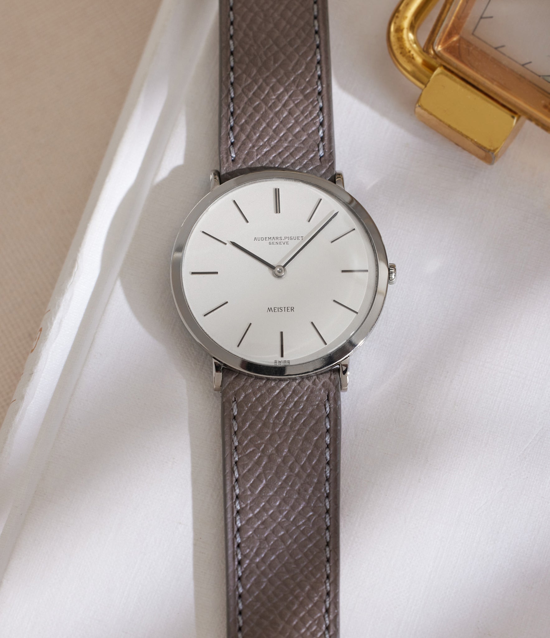 Ultra Thin | Meister Signed | White Gold