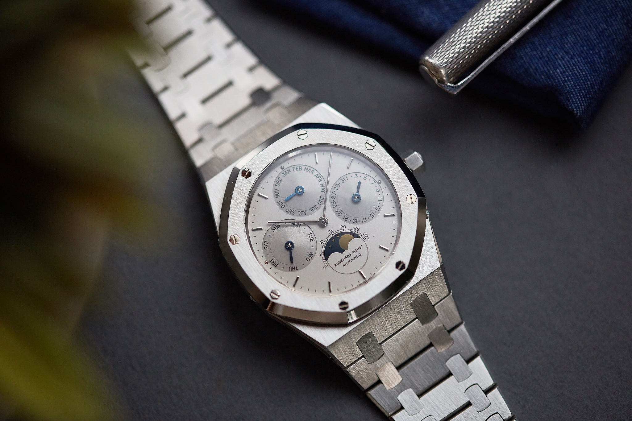 Audemars Piguet Royal Oak 25654ST vintage watch for sale online at A Collected Man London UK specialist of rare watches