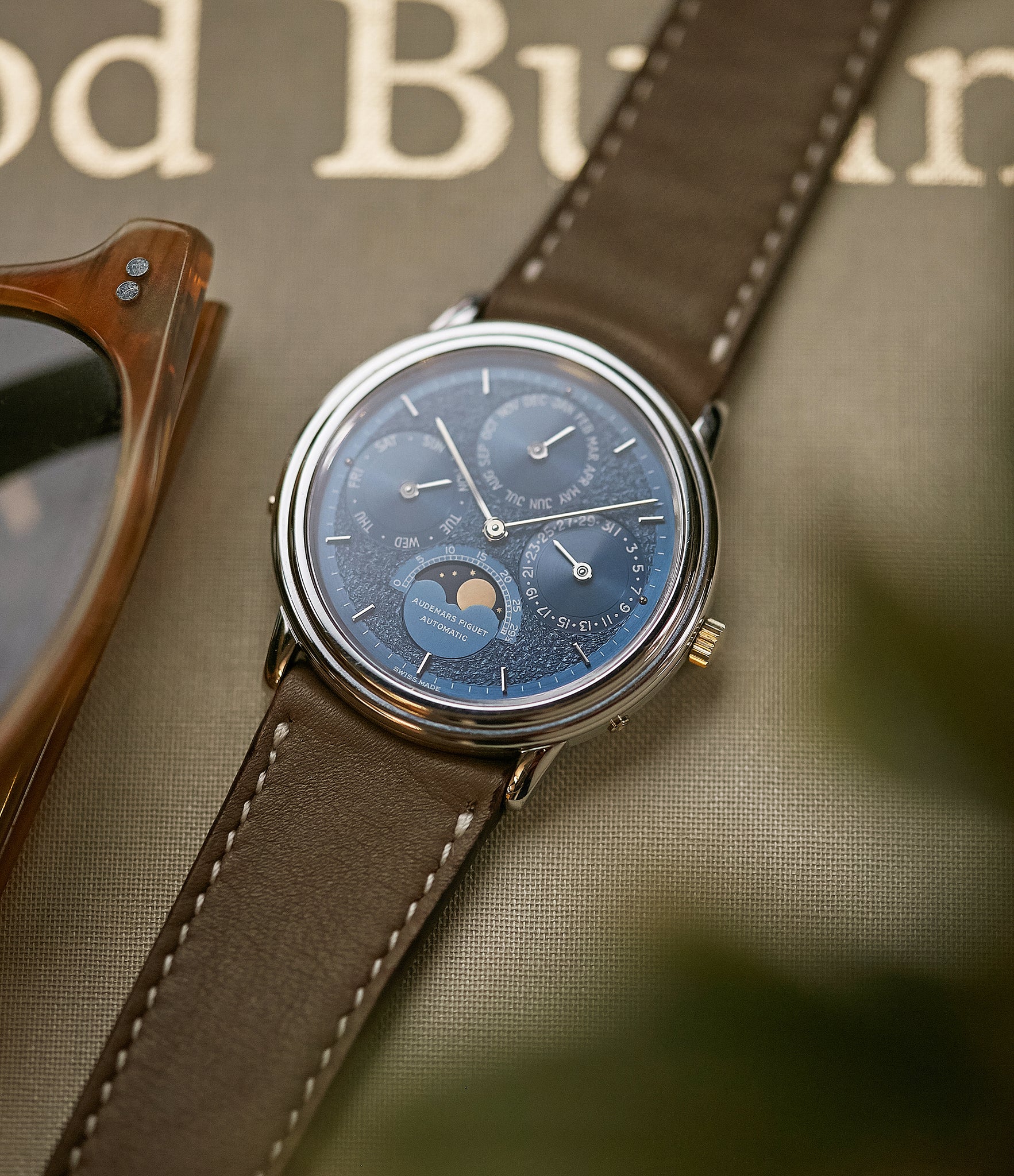 Audemars piguet online shop sales