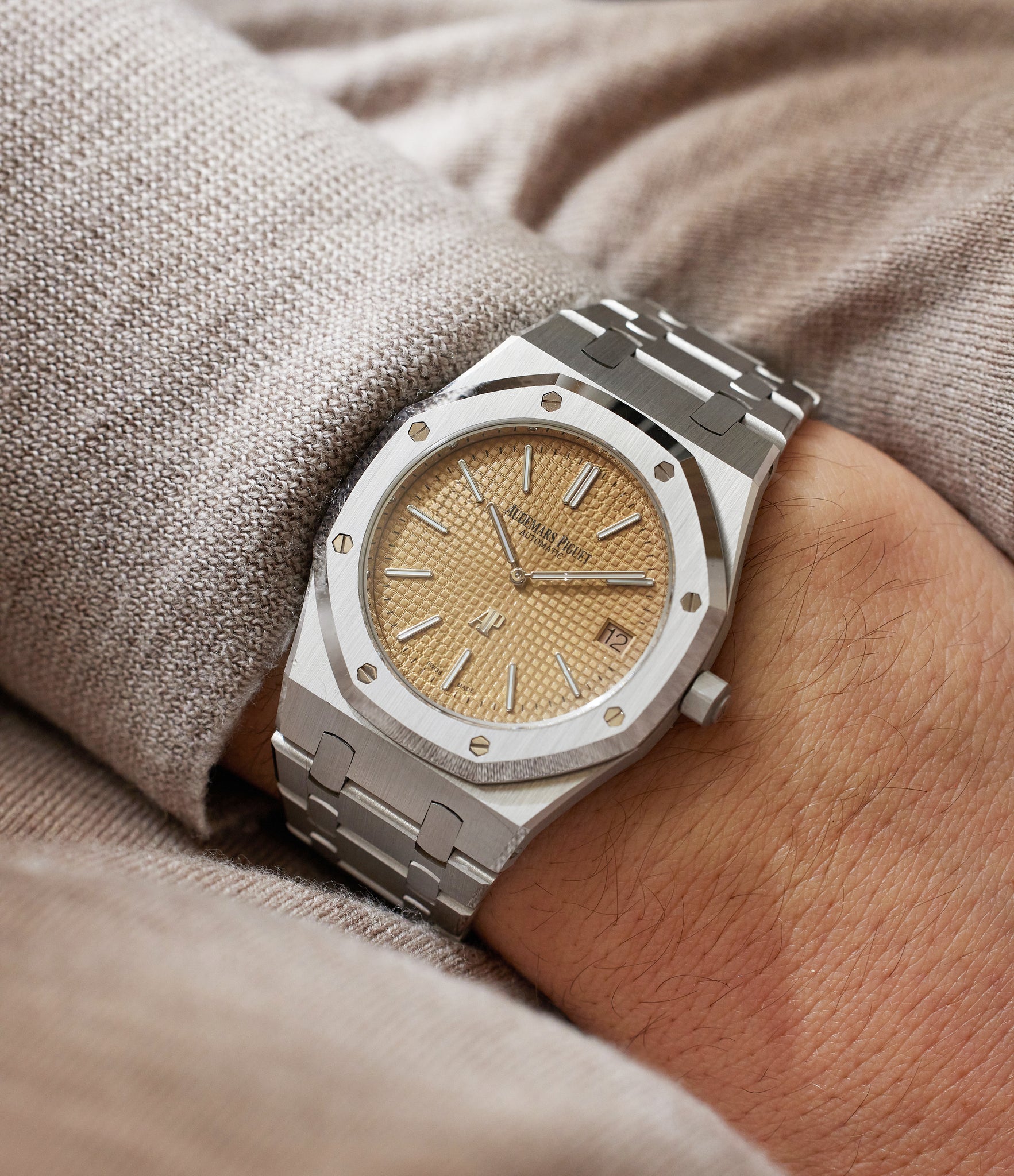 Royal oak 15400 white cheap