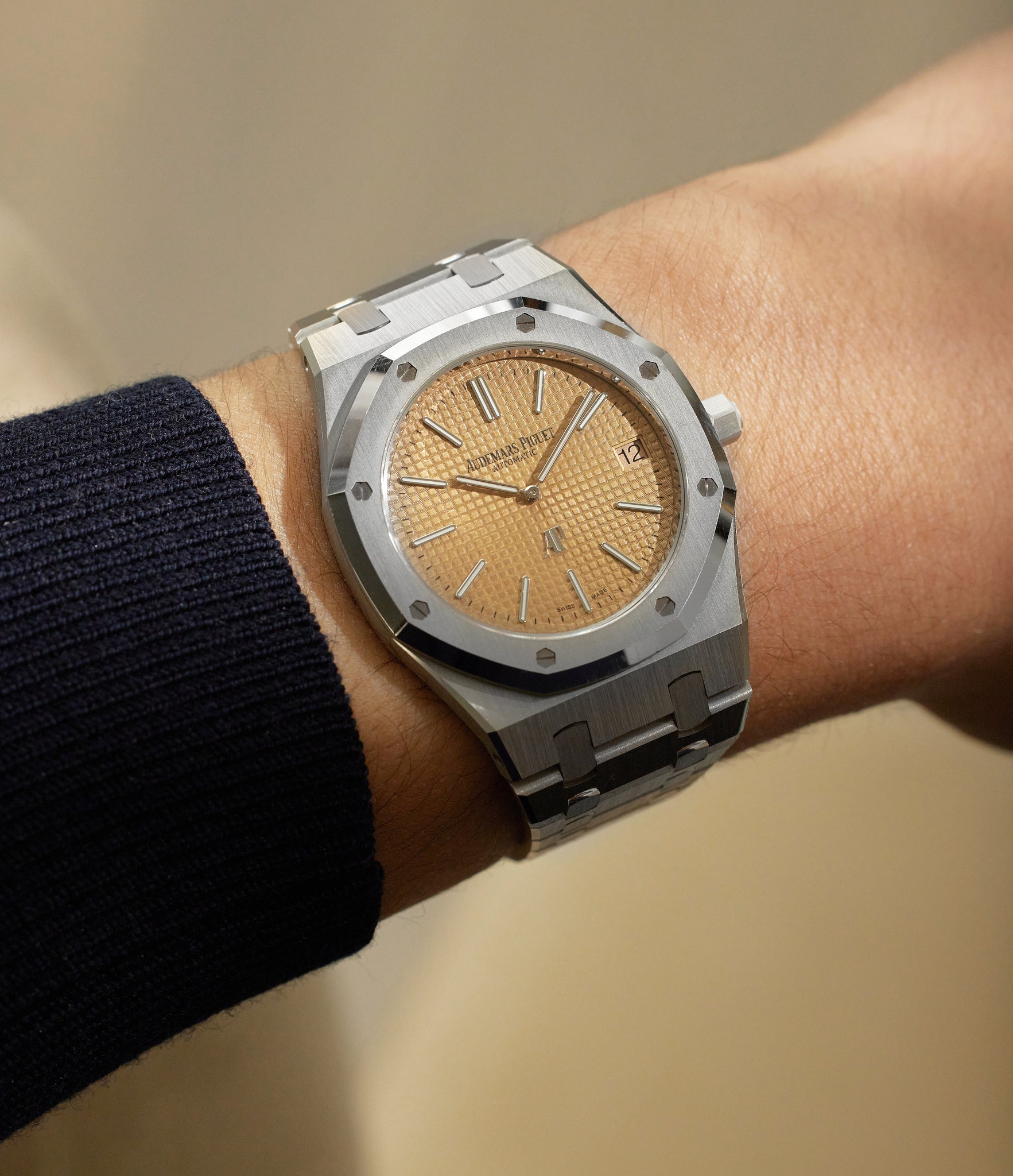 Audemars Piguet Jumbo Ultra Thin watch Buy rare AP Royal Oak