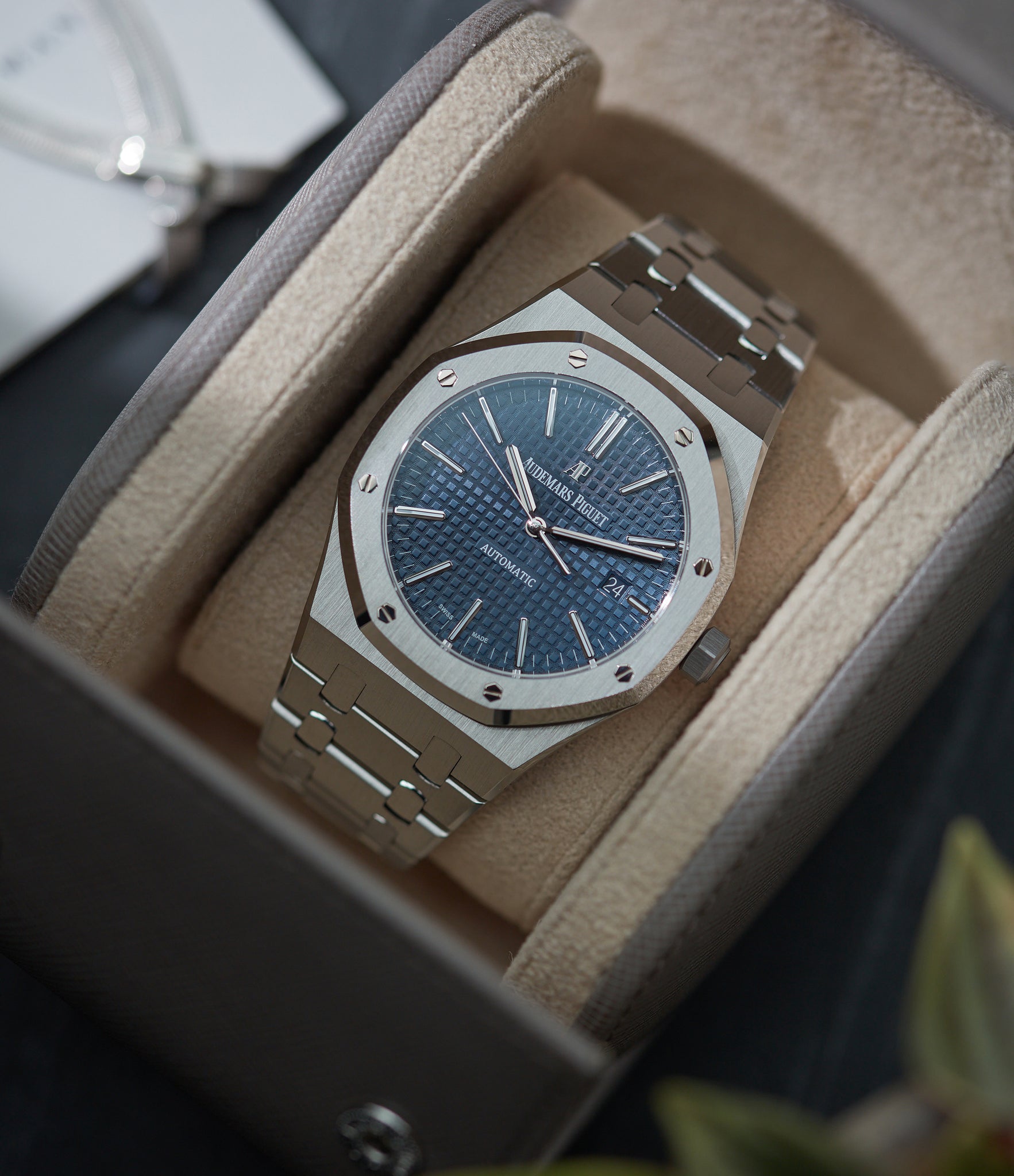 Audemars piguet 15400 blue on sale
