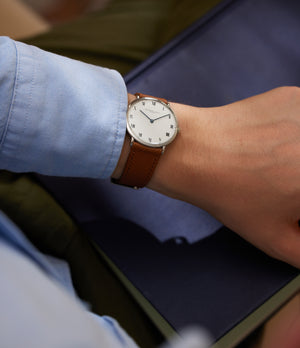Thin hand shop watch