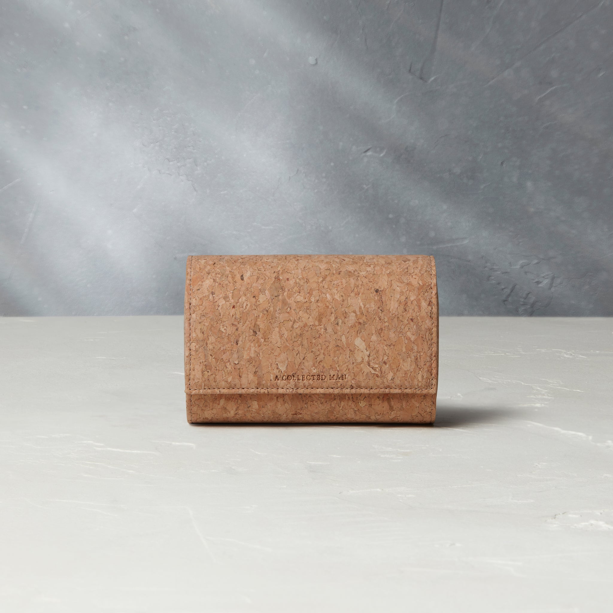 Two-watch oval-shaped roll in cork, stylish and secure home for your favourite watches, designed with travelling or daily storage in mind