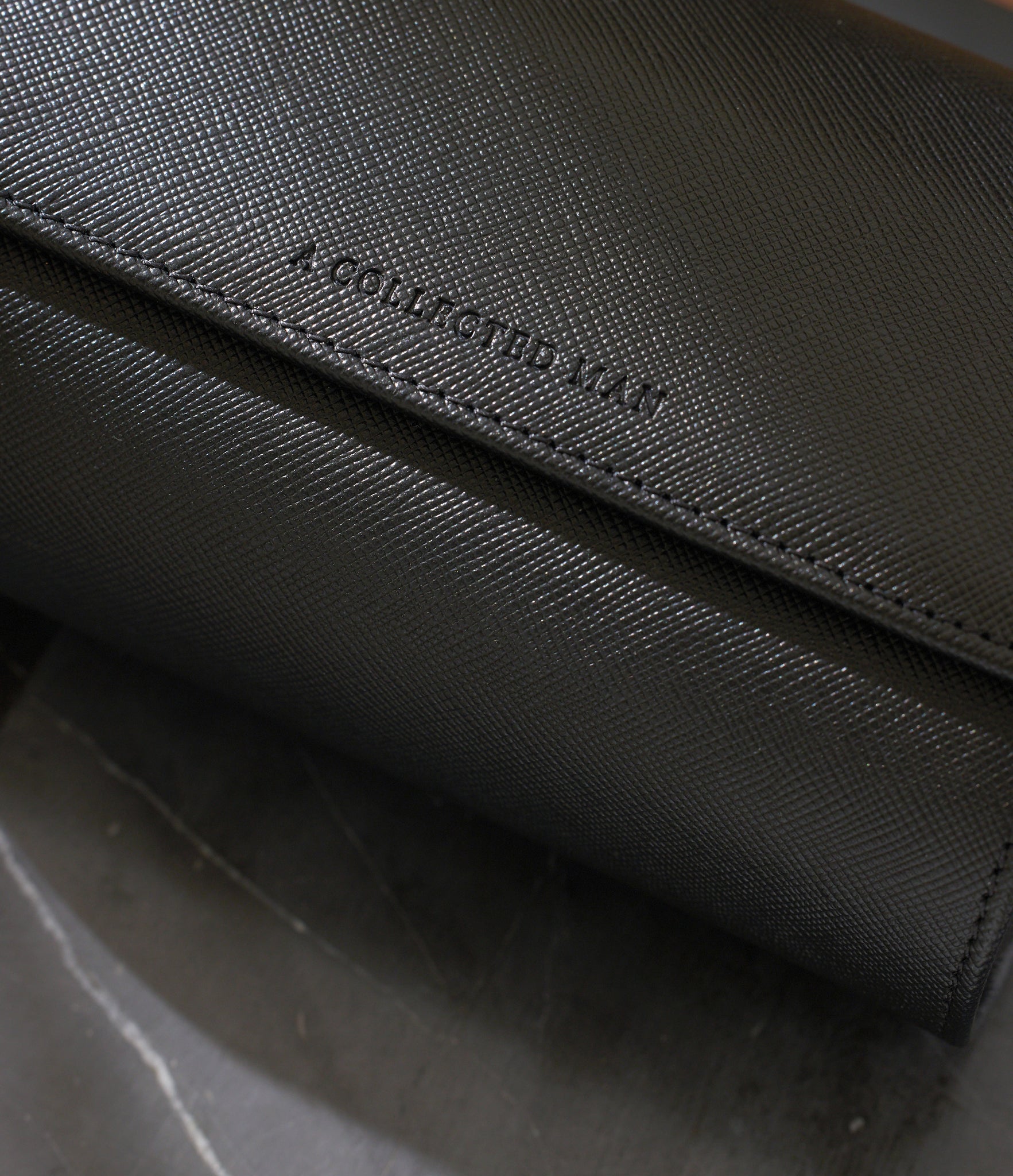 Watch Case Two-watch oval-shaped roll in black Saffiano leather | A Collected Man | Available World Wide
