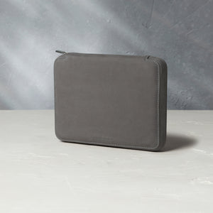 Besançon, eight-watch folio Eight-watch slim folio inin charcoal grey nubuck leather | Available Worldwide | A Collected Man