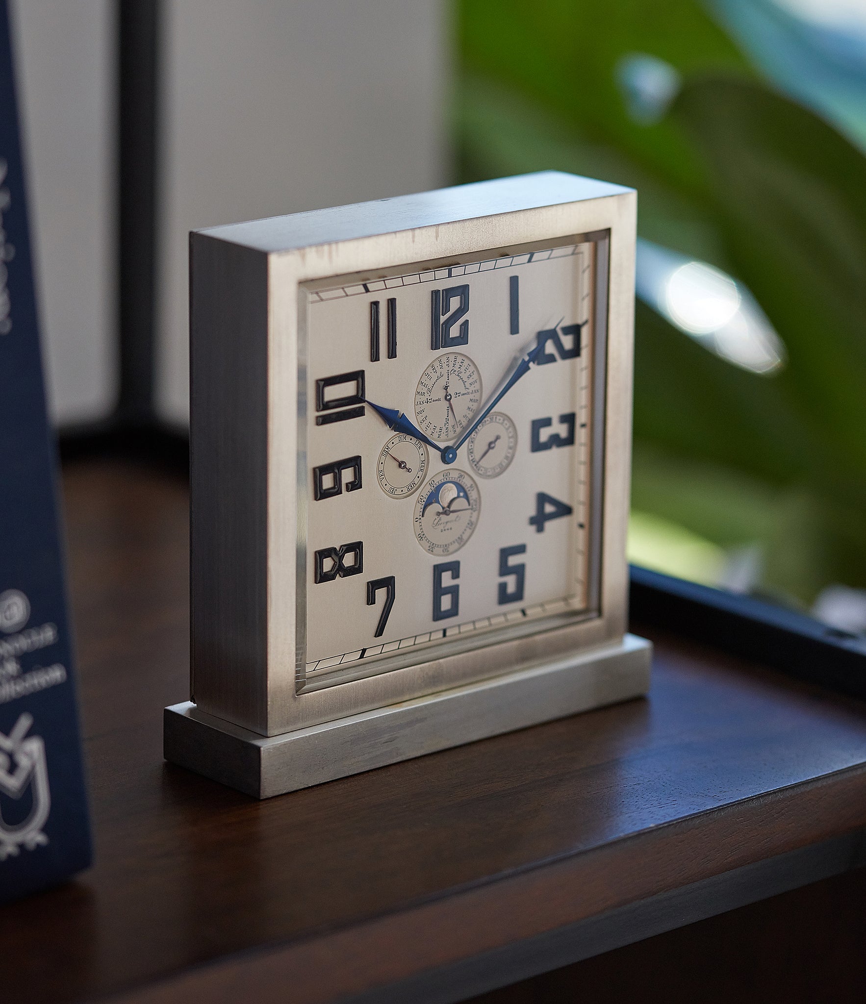 Table Clock With Calendar Table Clock With Calendar