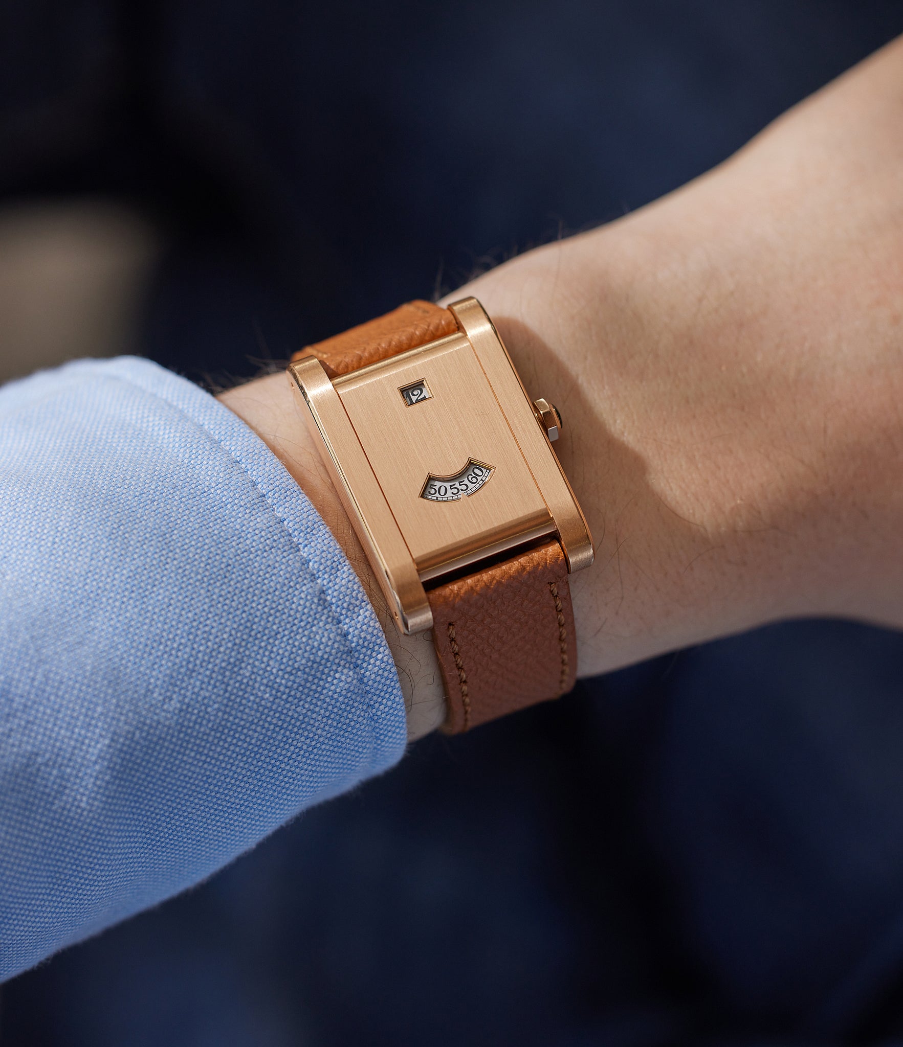 Cartier tank hotsell a guichet price