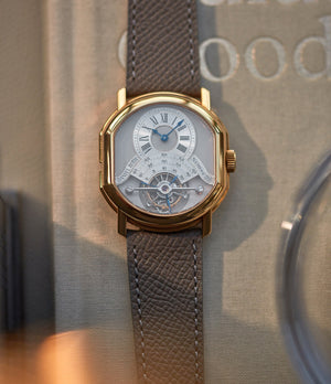 Buy grained leather quality watch strap in smoky ash grey from A Collected Man London, in short or regular lengths. We are proud to offer these hand-crafted watch straps, thoughtfully made in Europe, to suit your watch. Available to order online for worldwide delivery.