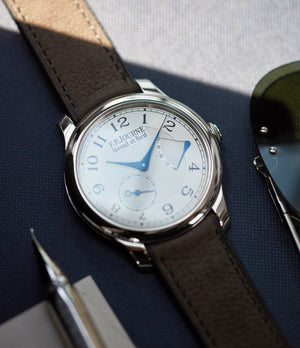 shop F. P. Journe Chronometre Souverain platinum 40mm Cal. 1304 manual-winding silver dial time-only dress watch for sale online at A Collected Man London UK specialist independent watchmakers