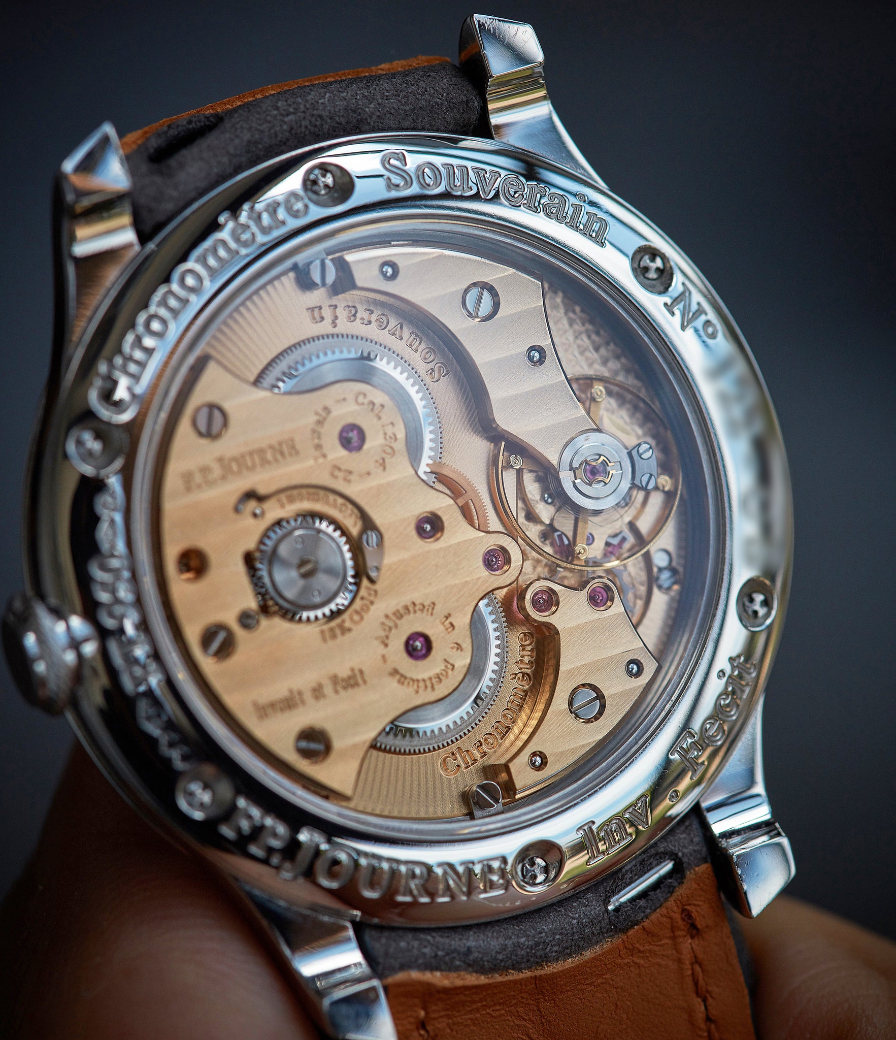 Cal. 1304 manual-winding buy F. P. Journe Chronometre Souverain platinum 40mm silver dial time-only dress watch for sale online at A Collected Man London UK specialist independent watchmakers
