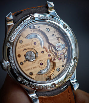 Cal. 1304 manual-winding buy F. P. Journe Chronometre Souverain platinum 40mm silver dial time-only dress watch for sale online at A Collected Man London UK specialist independent watchmakers