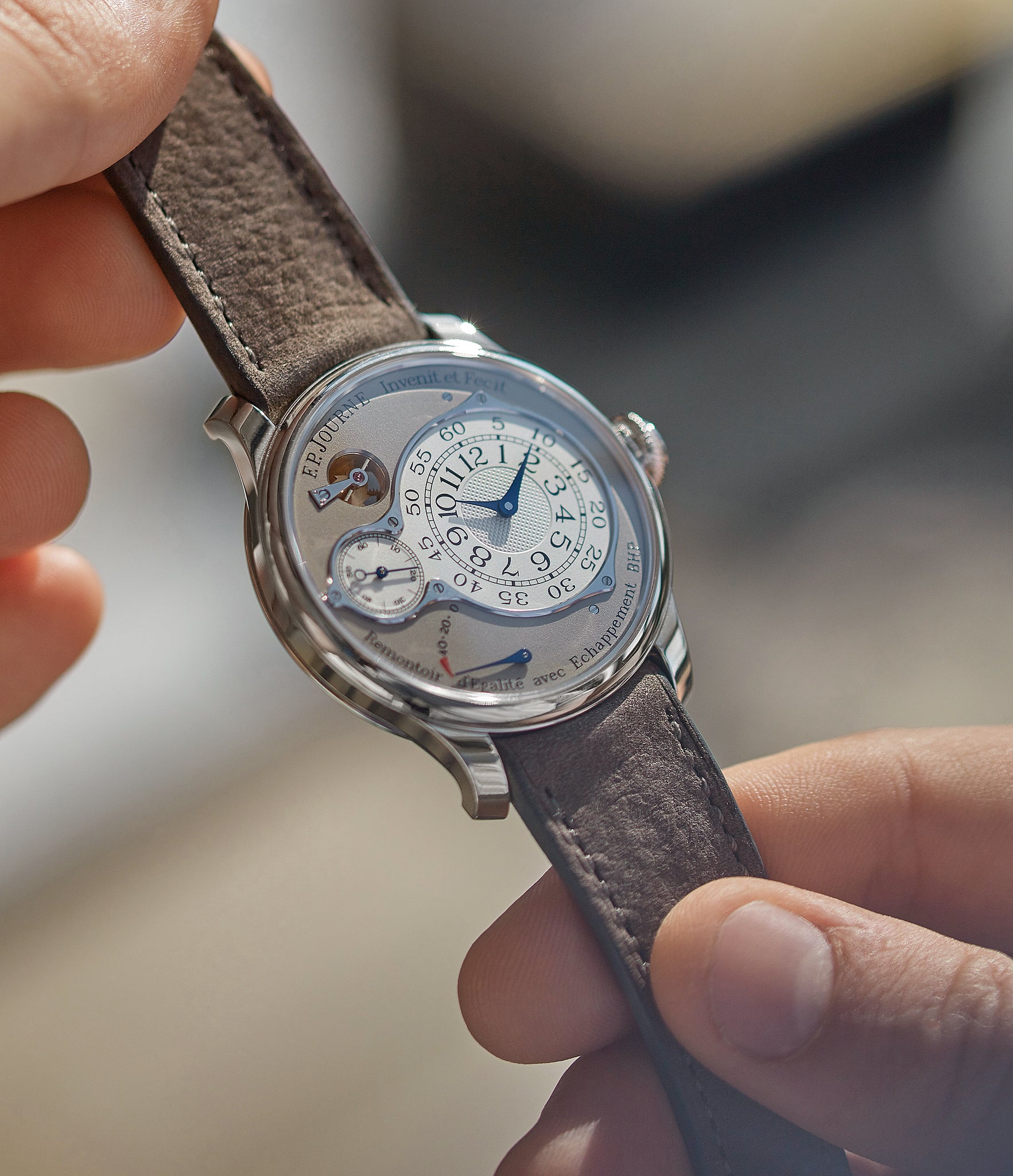 hands-on with F. P. Journe Chronometre Optimum grey dial time-only dress watch for sale online at A Collected Man London UK specilalist of independent watchmakers
