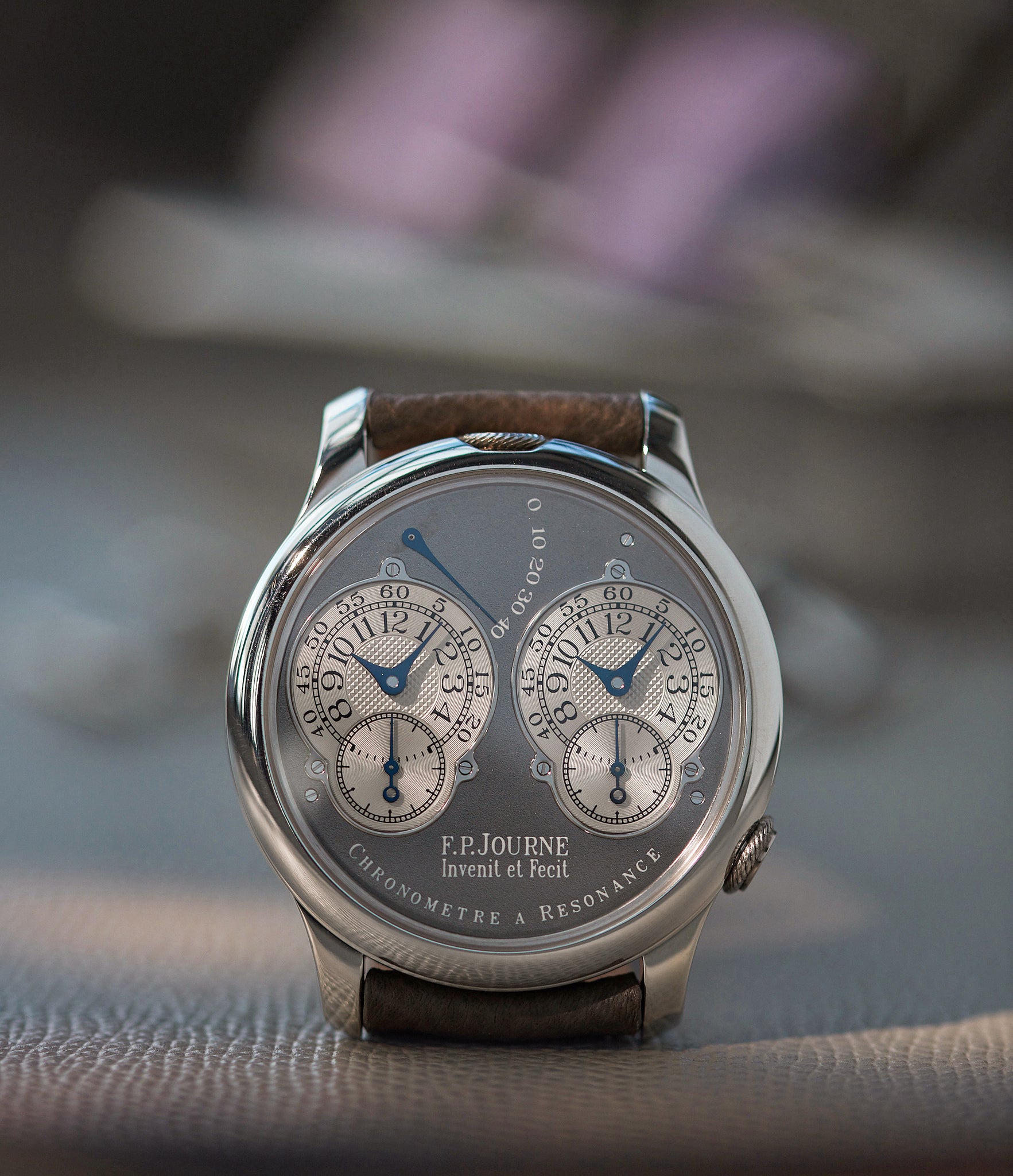 Chronomètre à Résonance | Ruthenium Dial | 40mm | Platinum