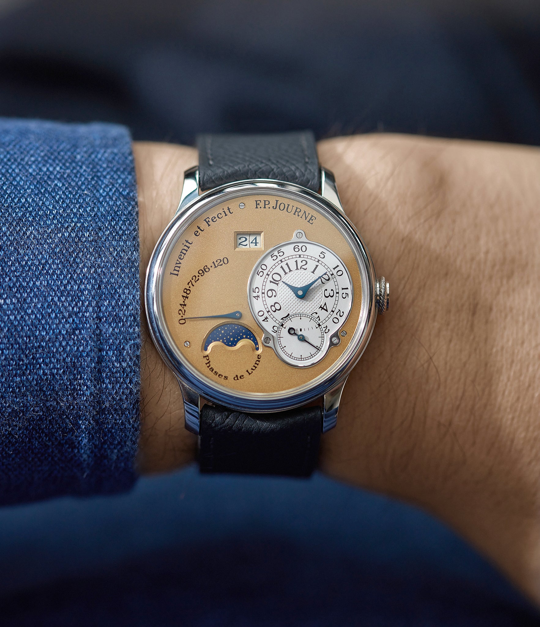 Octa Lune | 38mm | Platinum