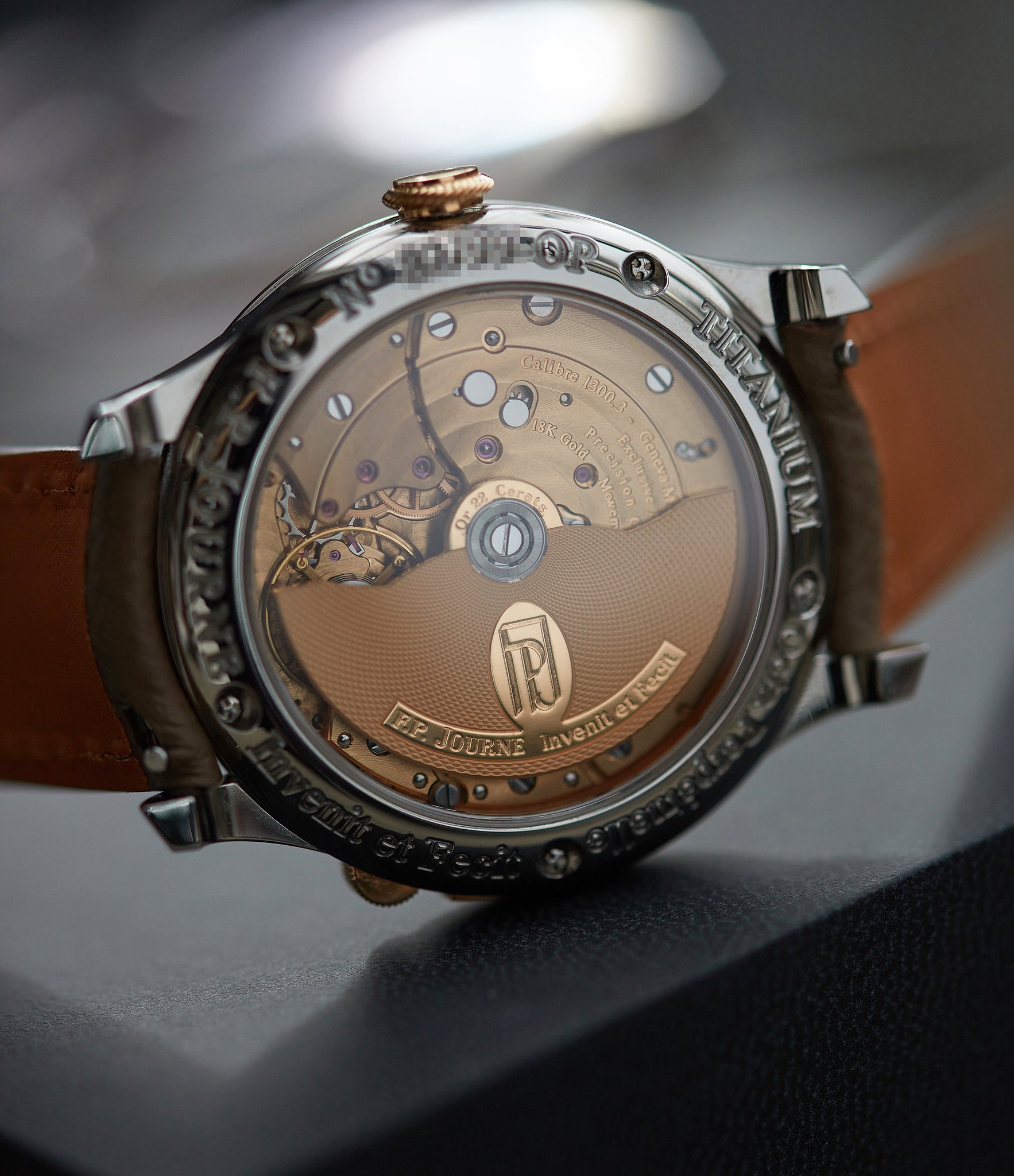 Octa Perpétuelle Anniversaire | Tokyo | 40mm | Titanium