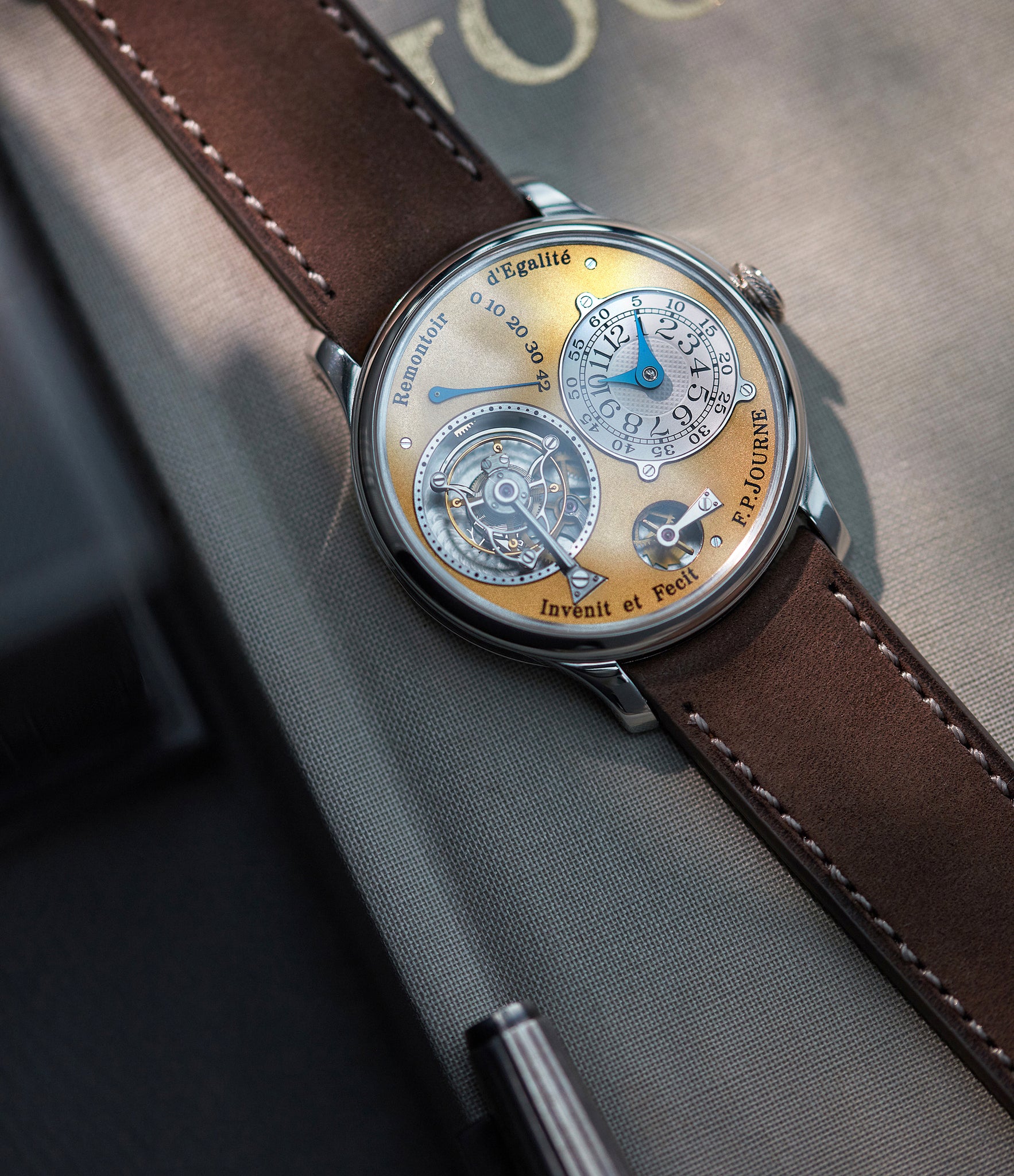 Tourbillon Souverain | Brass Movement | Platinum