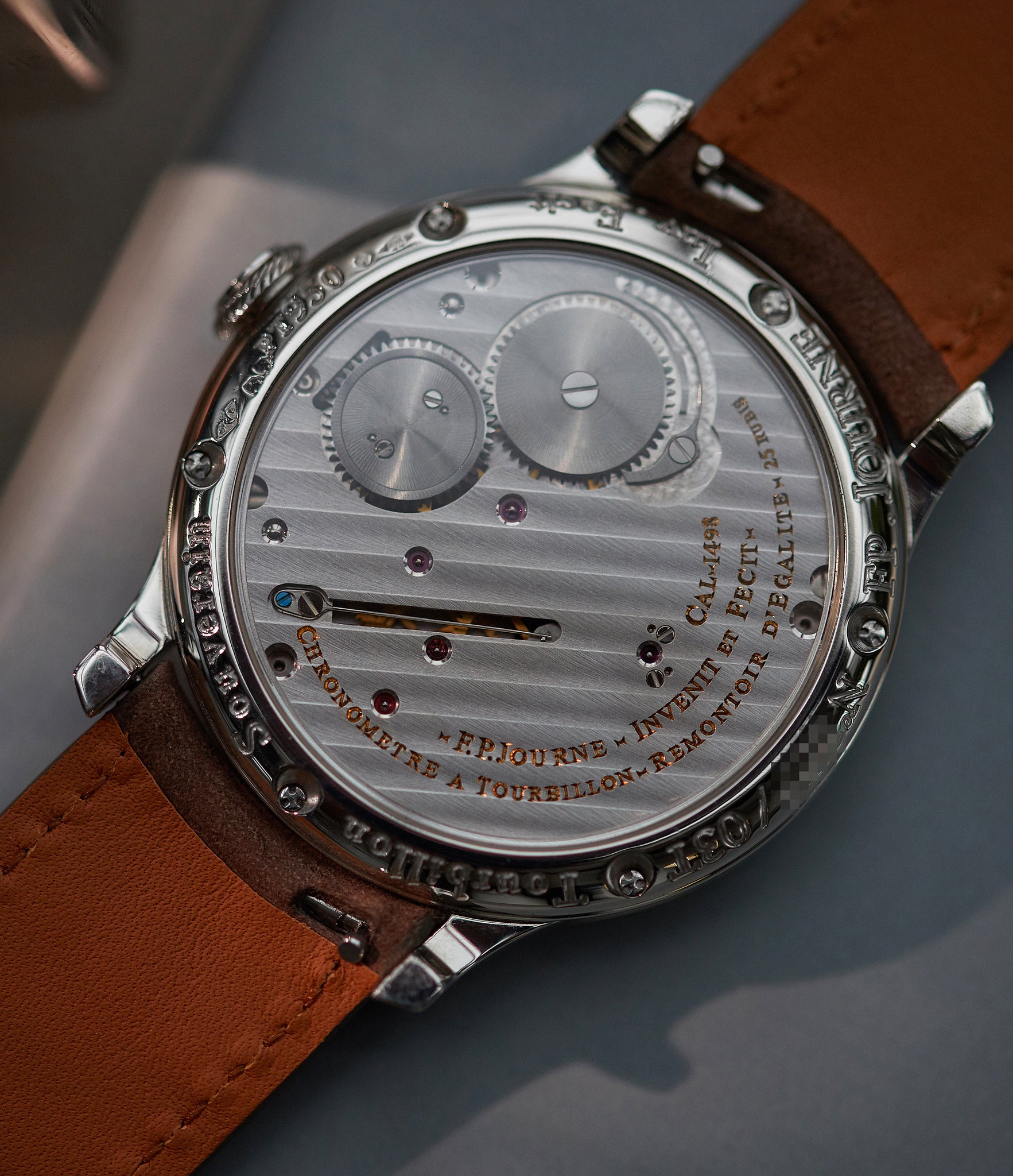 Tourbillon Souverain | Brass Movement | Platinum