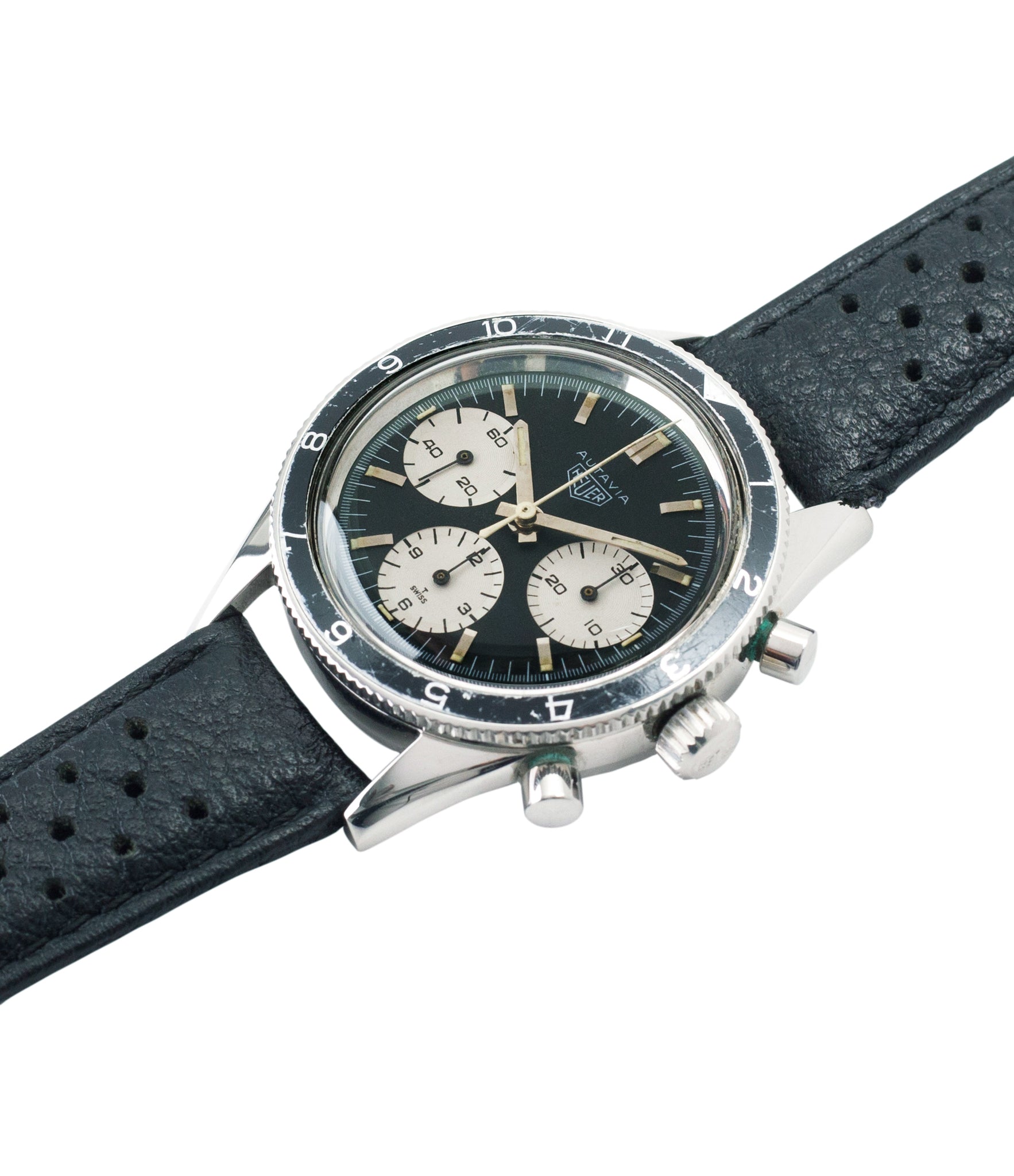 selling vintage Heuer Autavia Rindt 2446 Valjoux 72 manual-winding steel sport chronograph watch for sale online at A Collected Man London UK vintage rare watch specialist