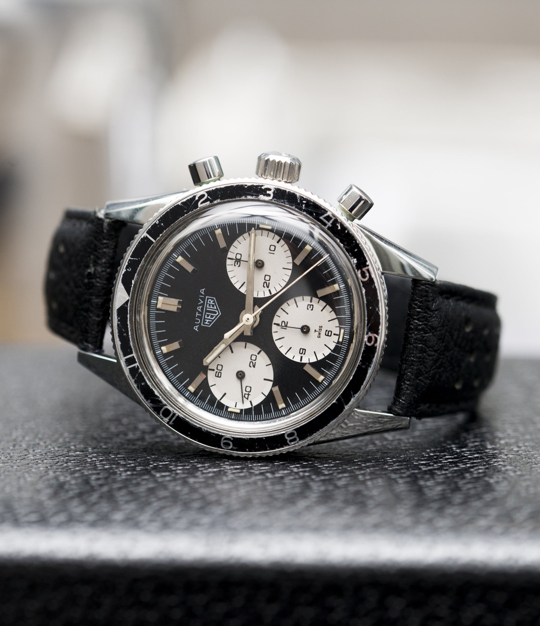selling Heuer Autavia Rindt 2446 Valjoux 72 manual-winding steel sport chronograph watch for sale online at A Collected Man London UK vintage rare watch specialist