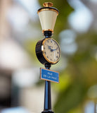 Rue de la Paix Lamp Post Clock | 8-day desk clock