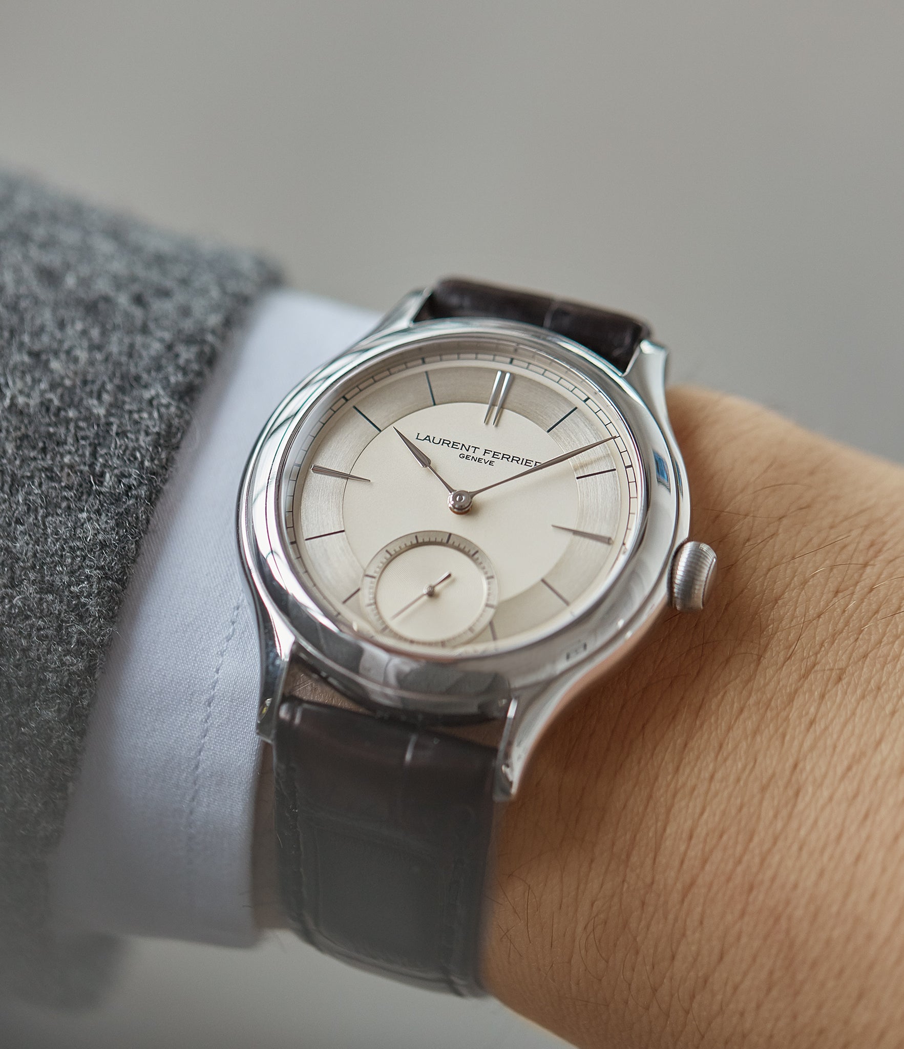 men's modern classic watch Laurent Ferrier Galet Micro-rotor 40 mm platinum time-only dress watch from independent watchmaker for sale online at A Collected Man London UK specialist of rare watches